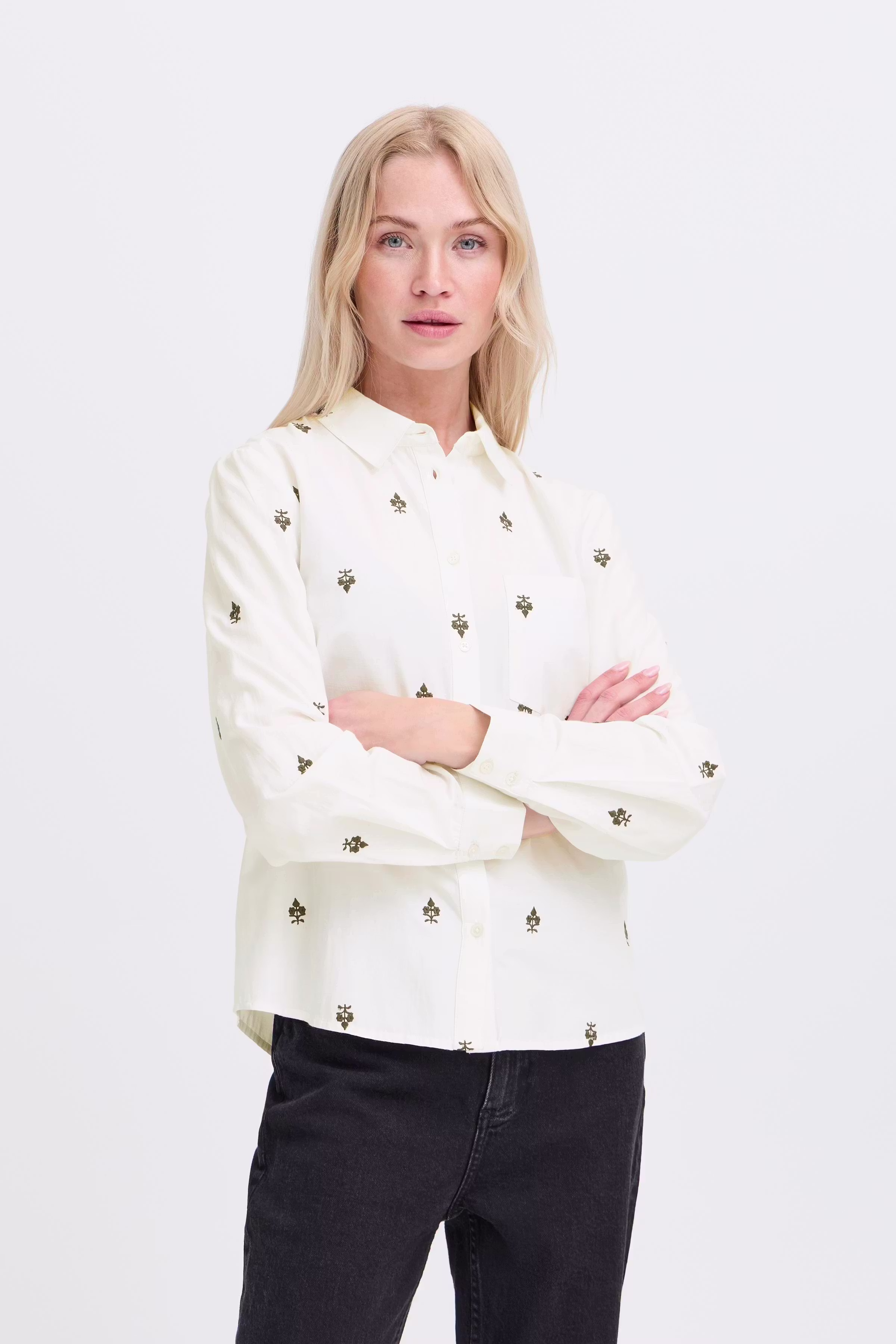 BYHILOU Skjorte LOOKBOOK FRONT 20818220-900002483