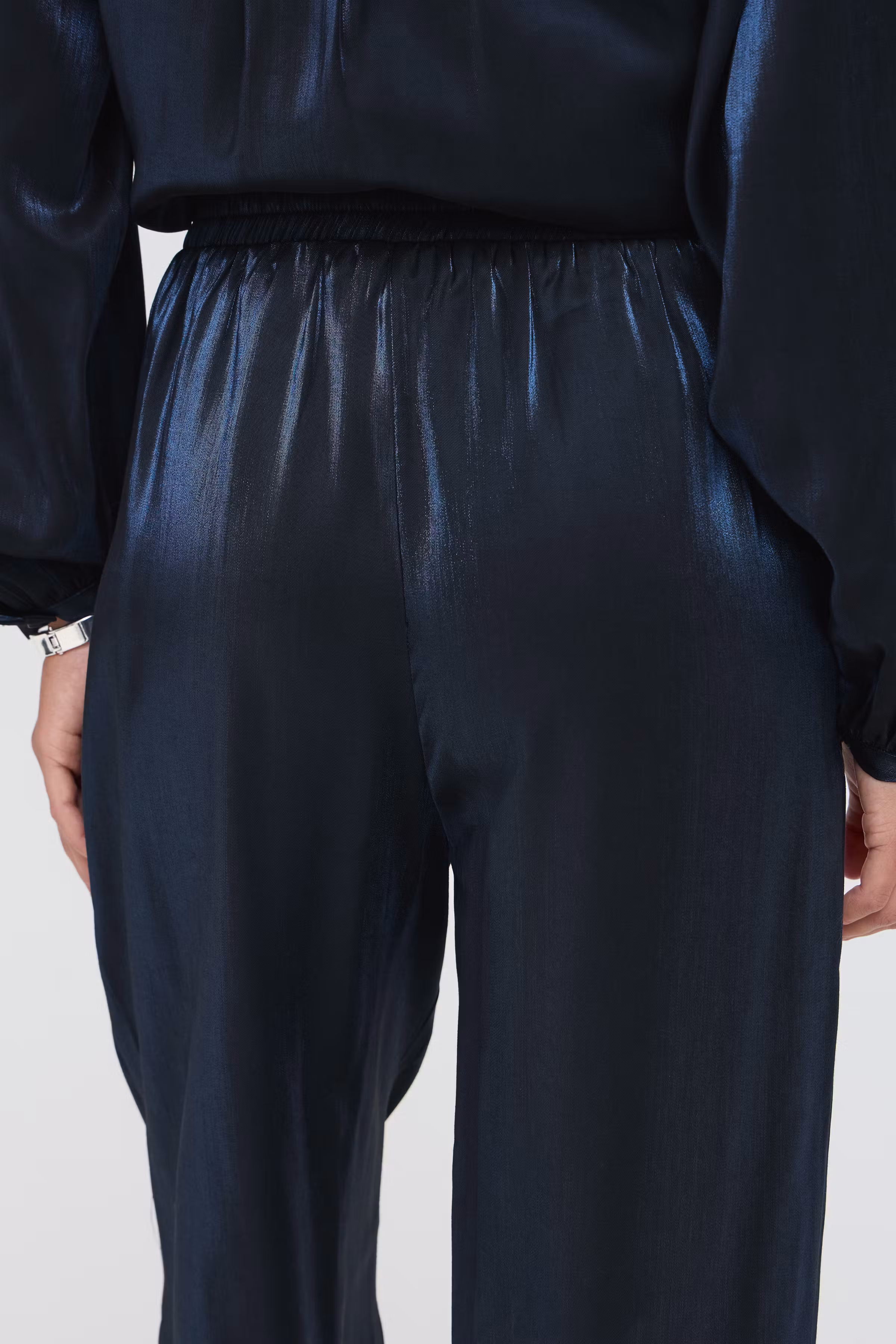 FRHIRA Hose LOOKBOOK DETAIL 20618669-194011
