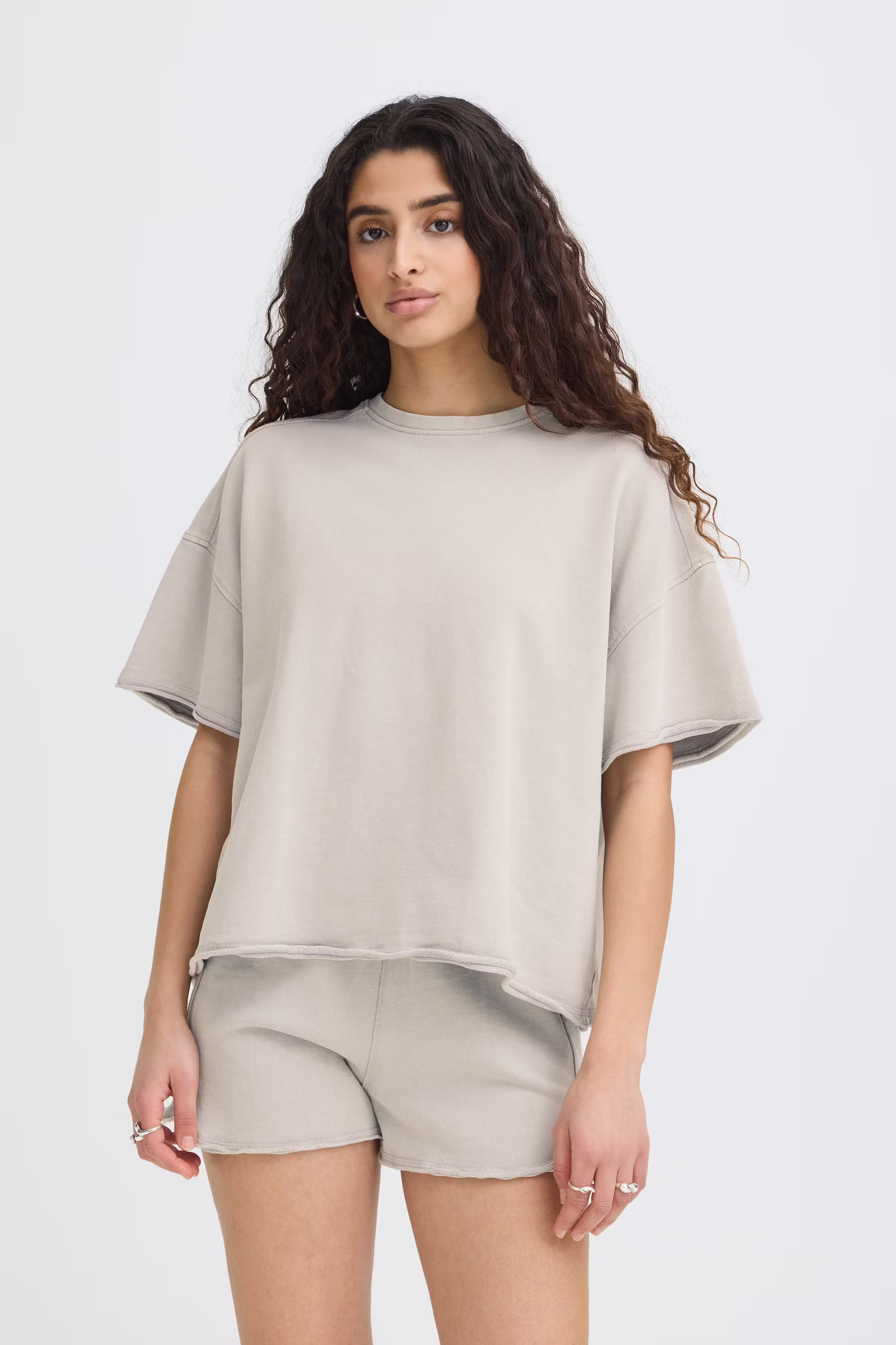 IHNILLO T-shirt LOOKBOOK FRONT 20125794-163915