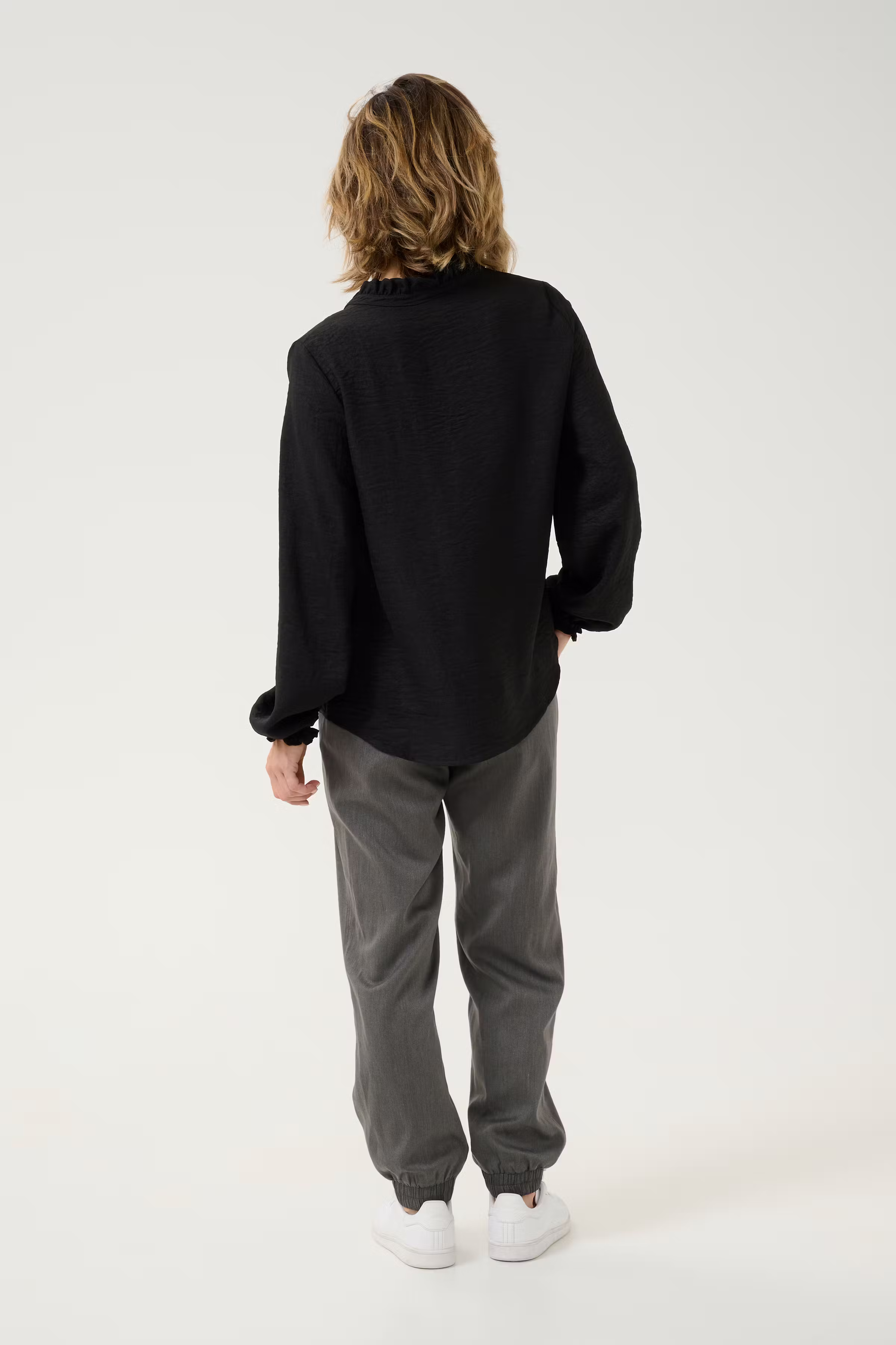 BPoda Blus LOOKBOOK BACK 10590803-106822B