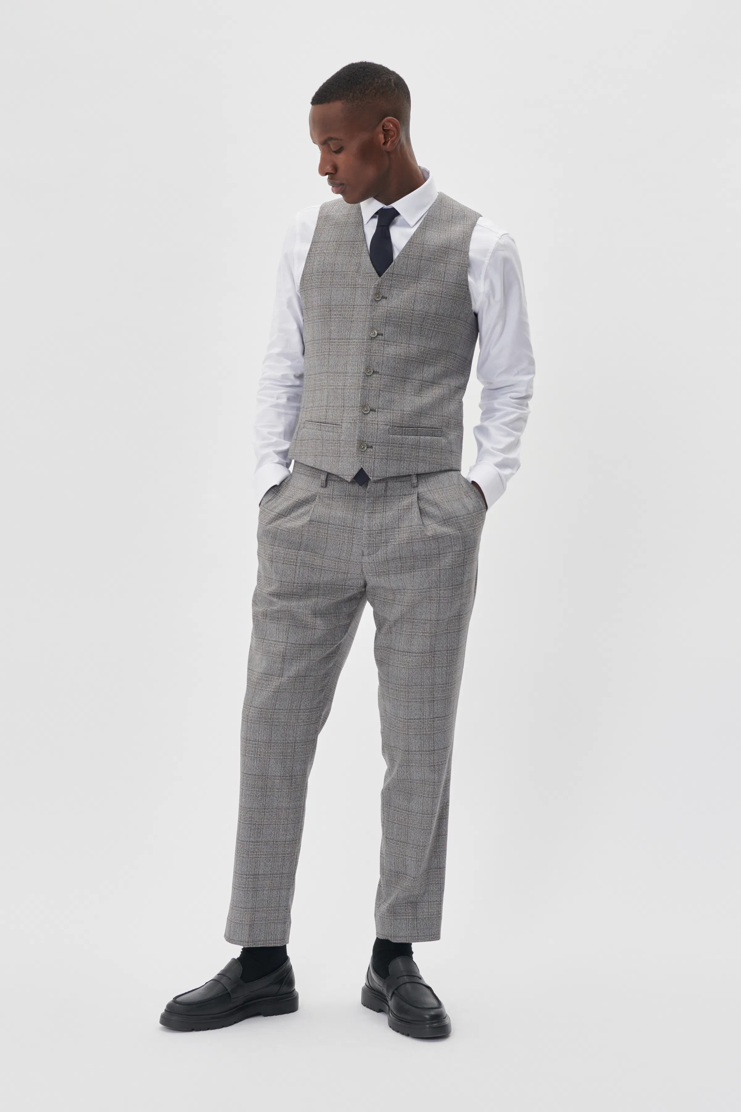 MAbreck Vest LOOKBOOK FRONT 30207568-1705101