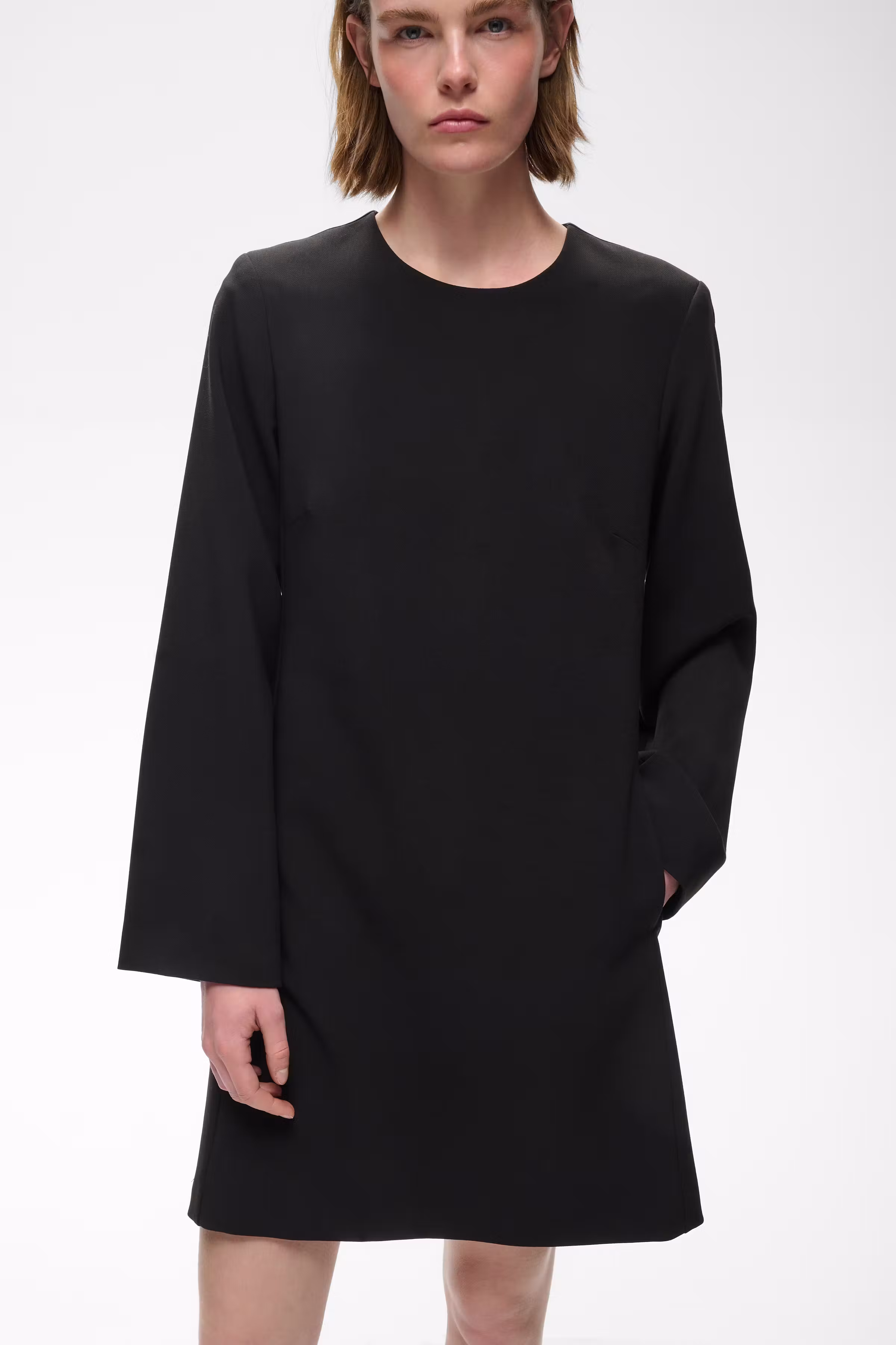 CASSIEHIW Kleid LOOKBOOK DETAIL 30112903-194008