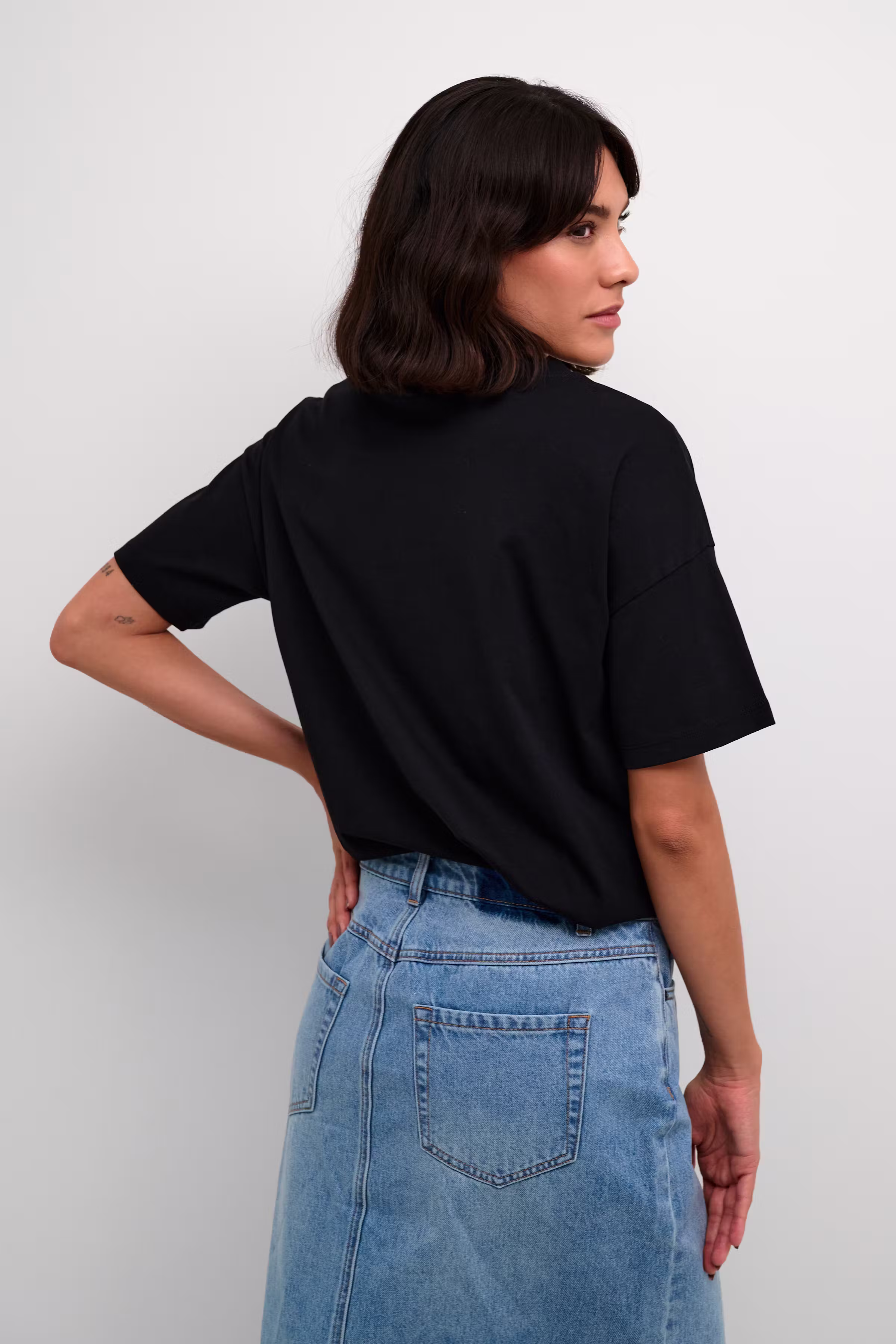 KAfie T-shirt LOOKBOOK BACK 10508888-100121