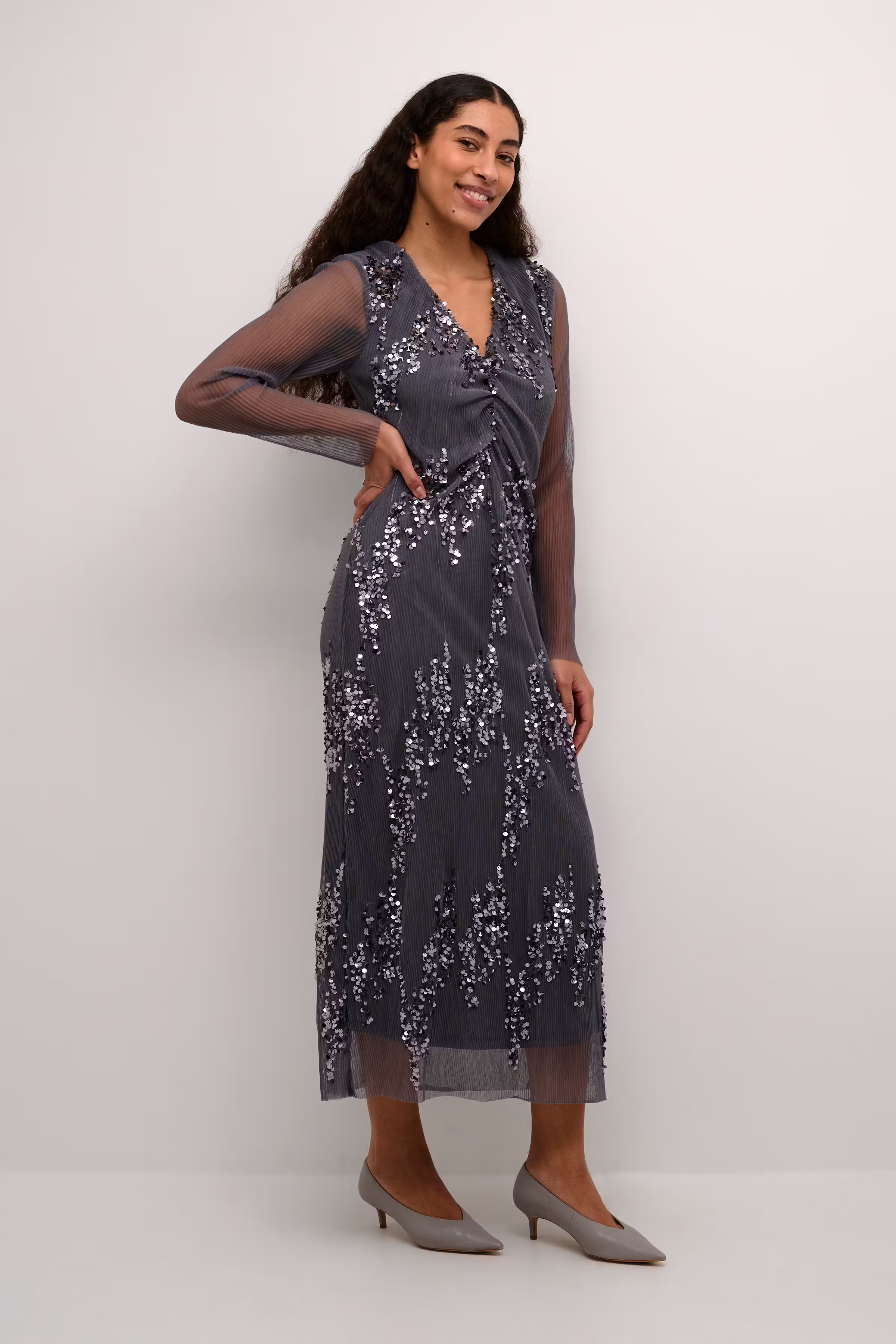 CUanjelica Paillettenjurk LOOKBOOK FRONT 50111184-184005