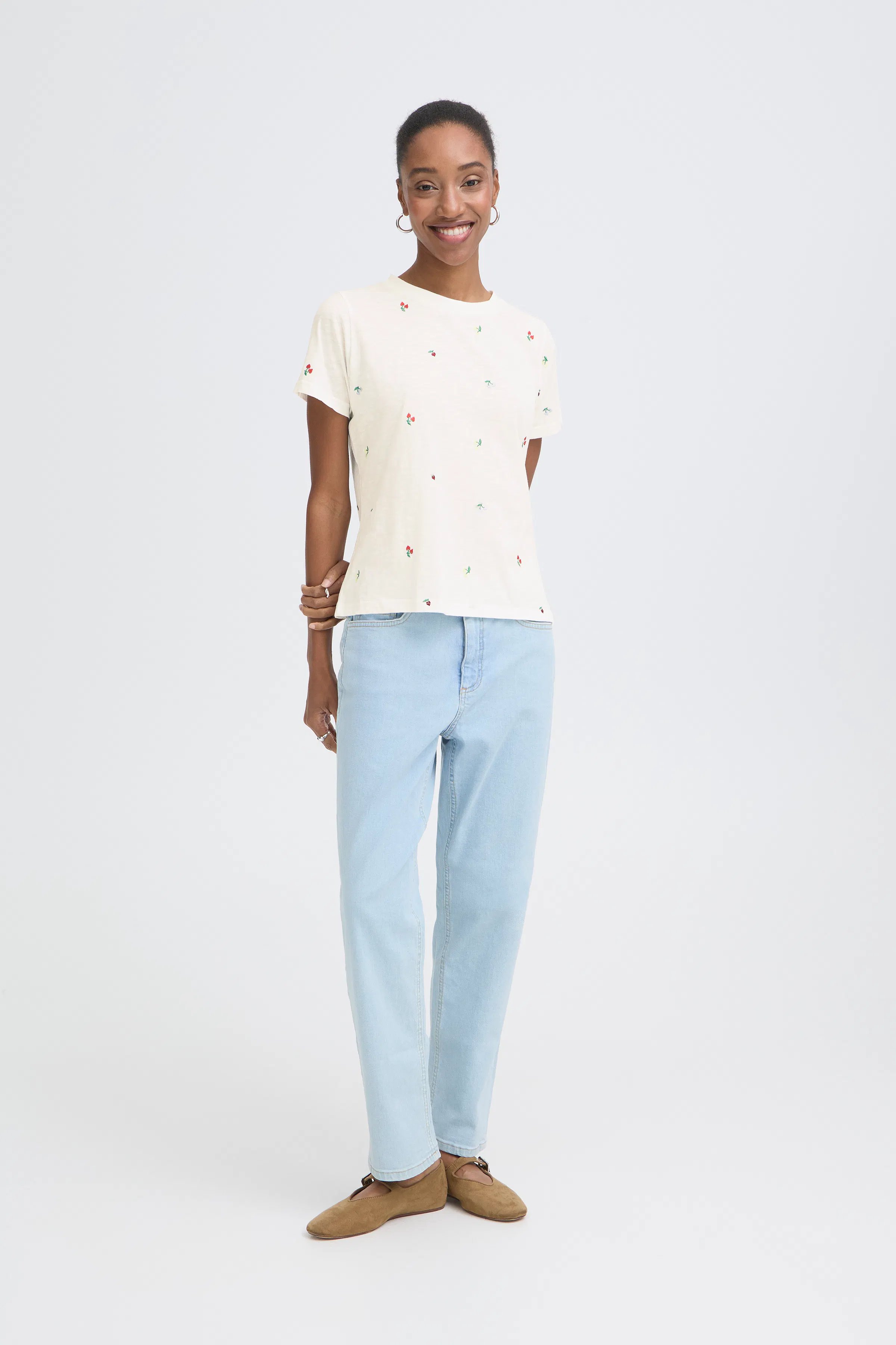 IHOLYA T-shirt LOOKBOOK FRONT 20125597-900005592