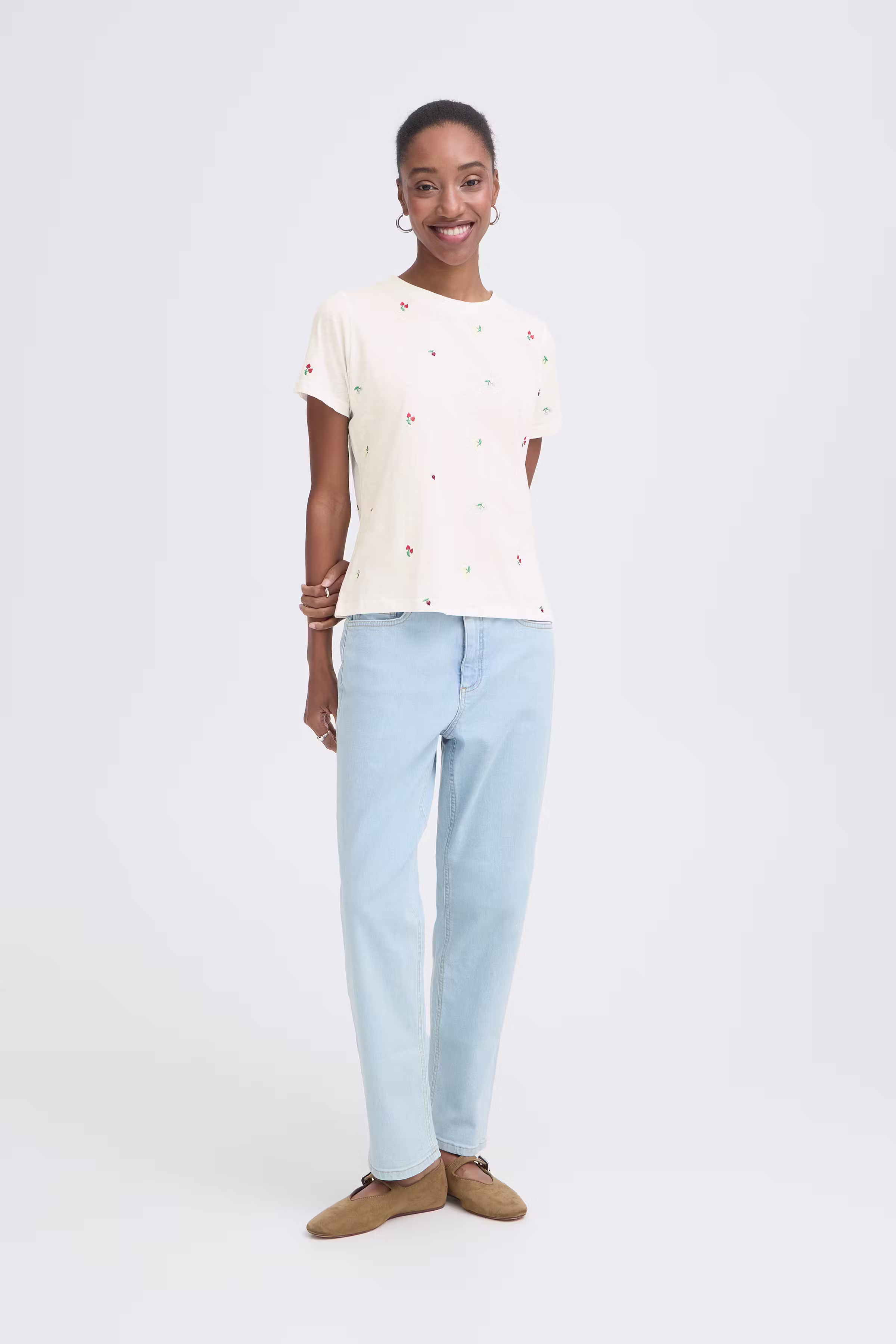 IHOLYA T-shirt LOOKBOOK FRONT 20125597-900005592