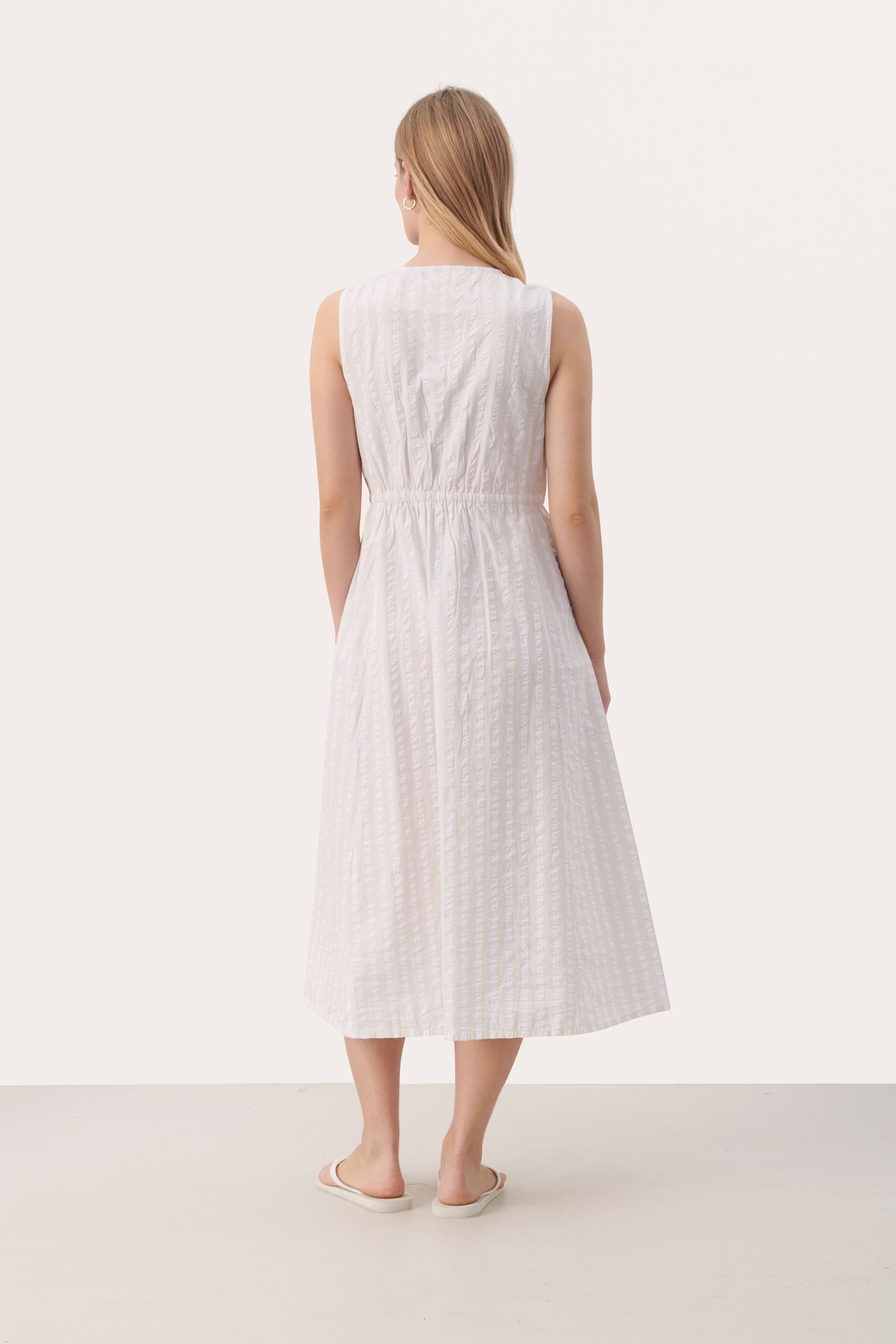 GullfridPW Kleid LOOKBOOK BACK 30308633-303036