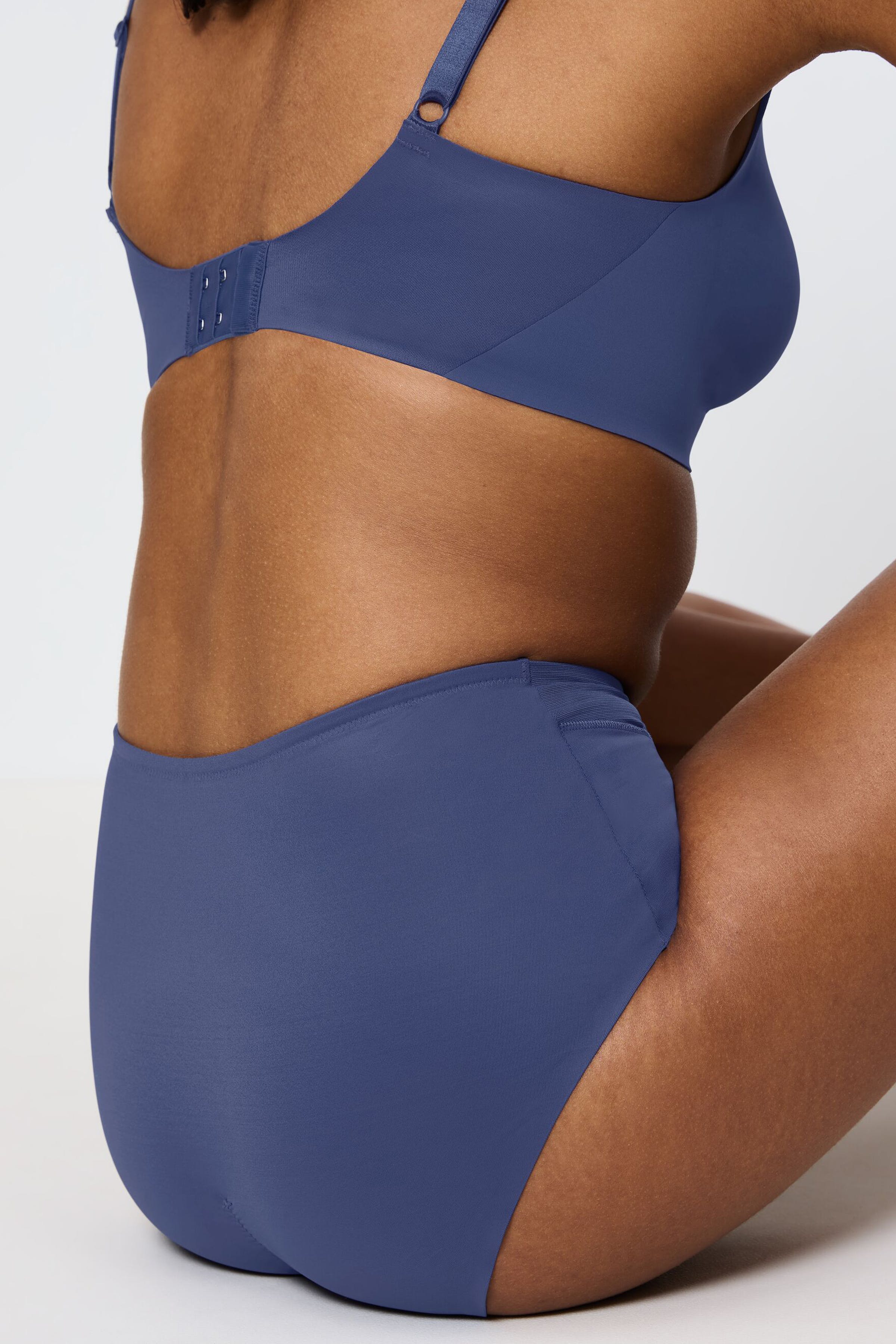 TrueShape Panties LOOKBOOK DETAIL 40500261-T00QF