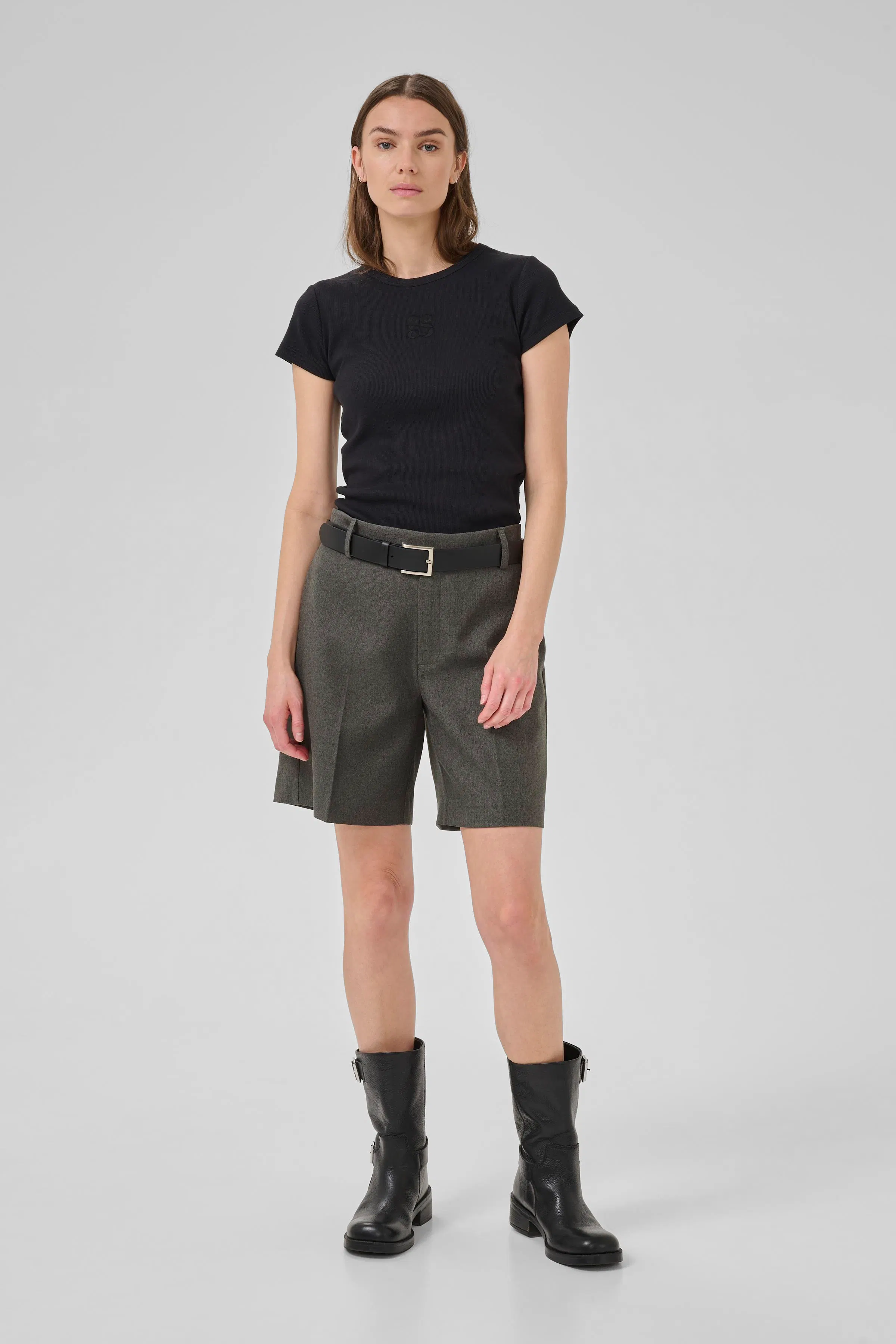 SpaceMW Shorts LOOKBOOK FRONT 10705278-193906