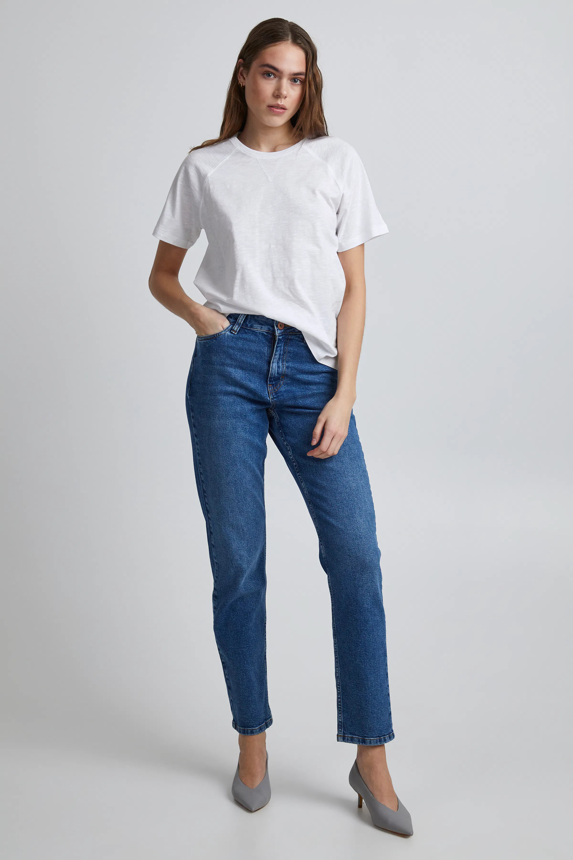 PZBRIT T-shirt LOOKBOOK FRONT 50206375-110601