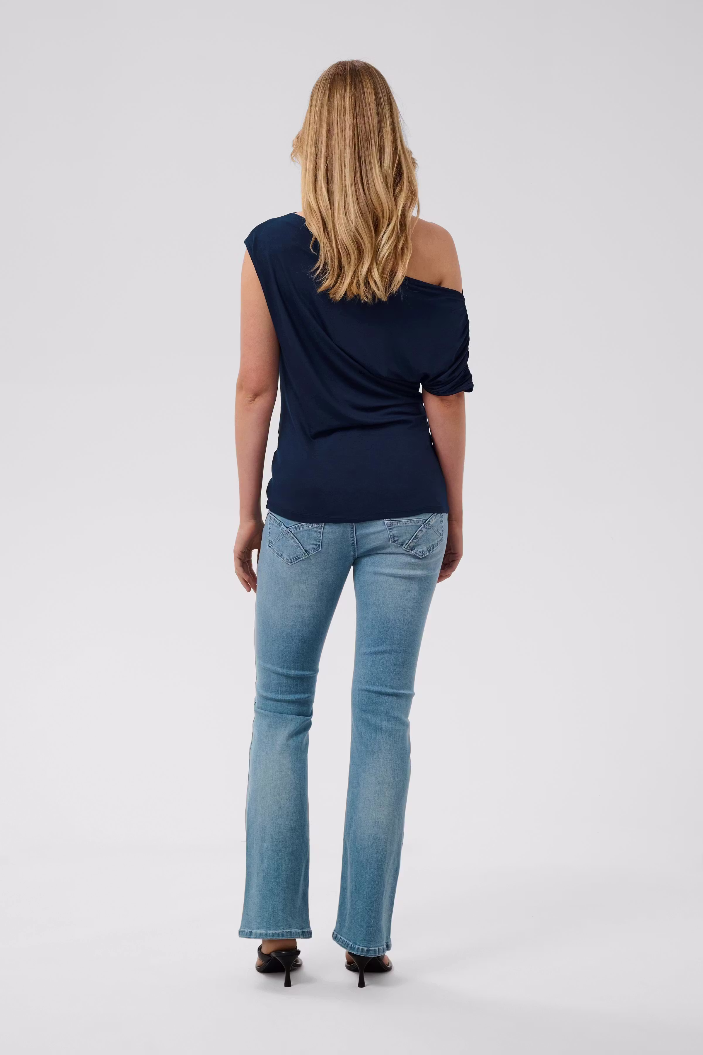 CRSonya Top LOOKBOOK BACK 10615791-193923