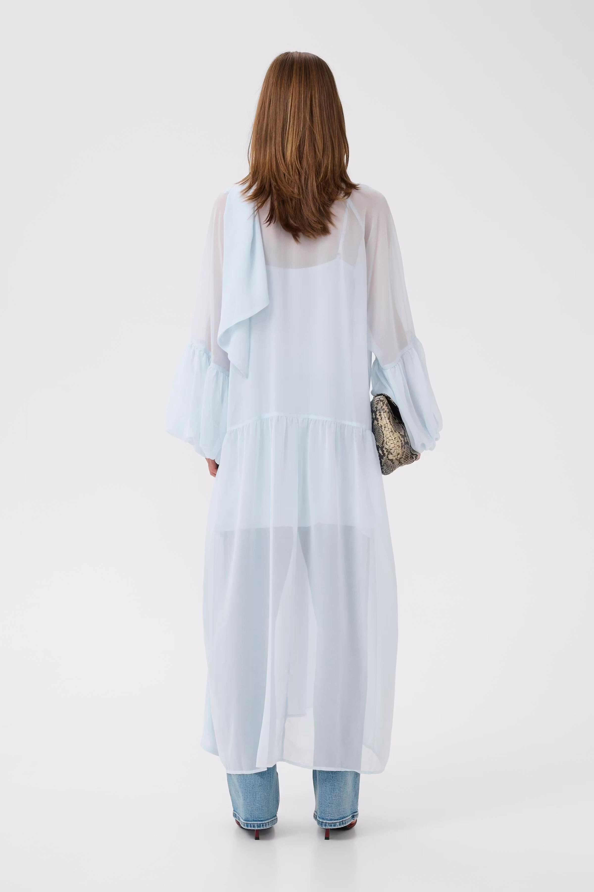 GZzurina Kjole LOOKBOOK BACK 10911028-134016