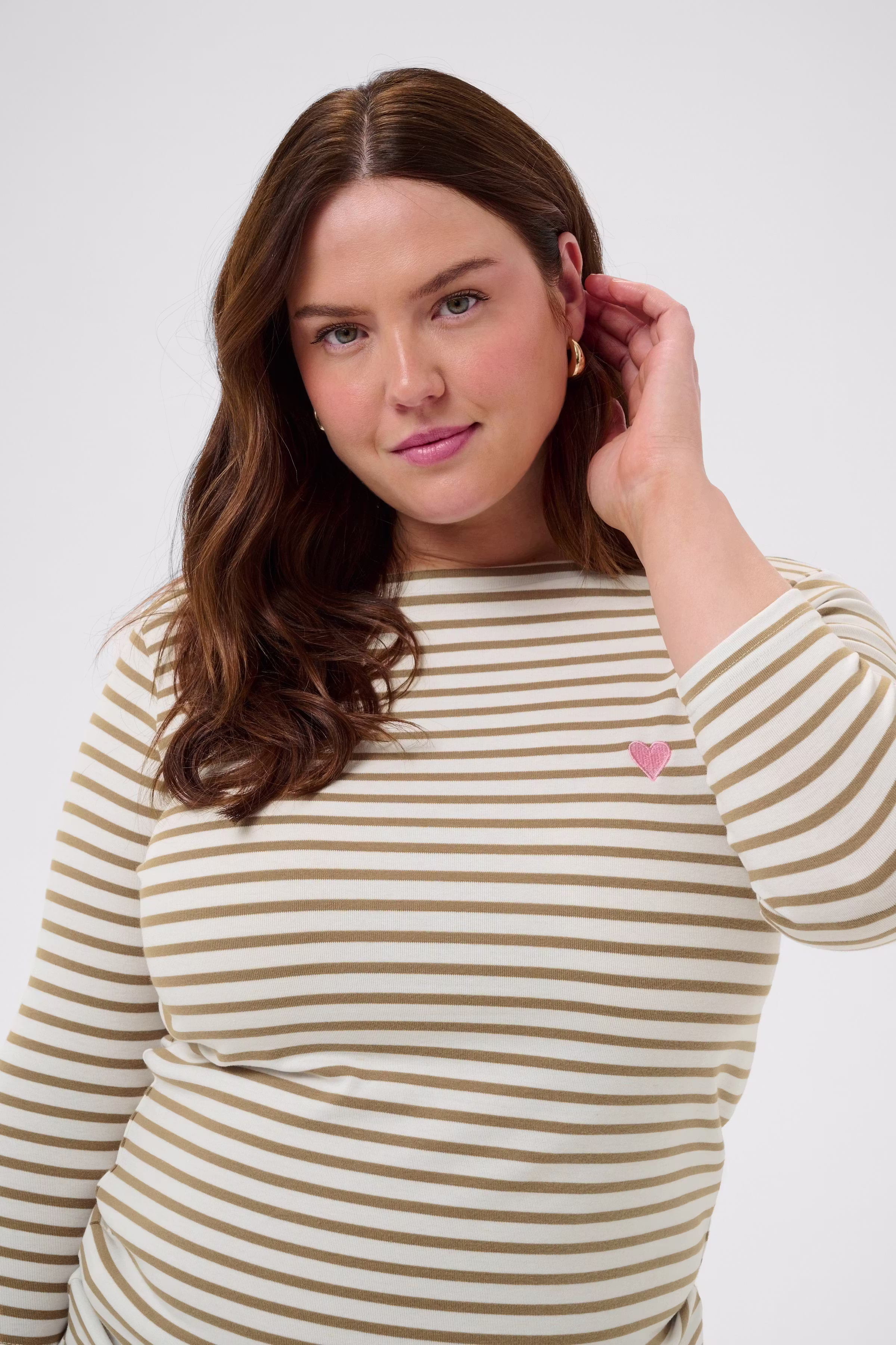 KClia T-shirt LOOKBOOK DETAIL 10584203-109481