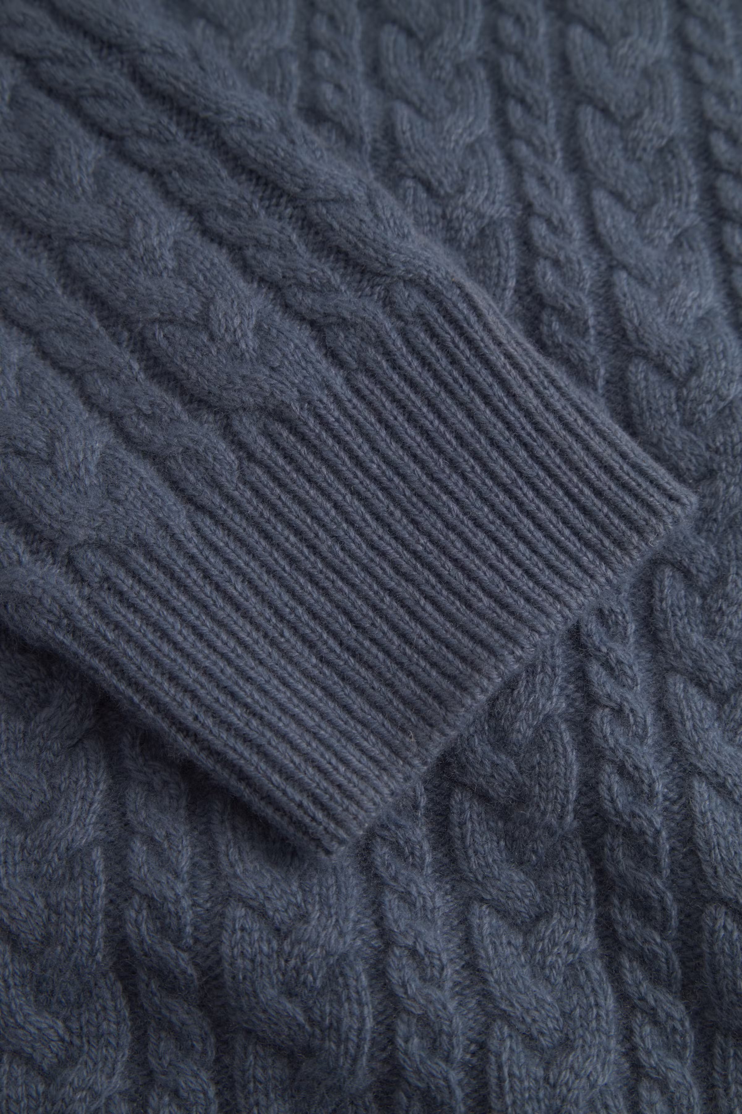 WWSteve Pullover PACK DETAIL 30251527-183919