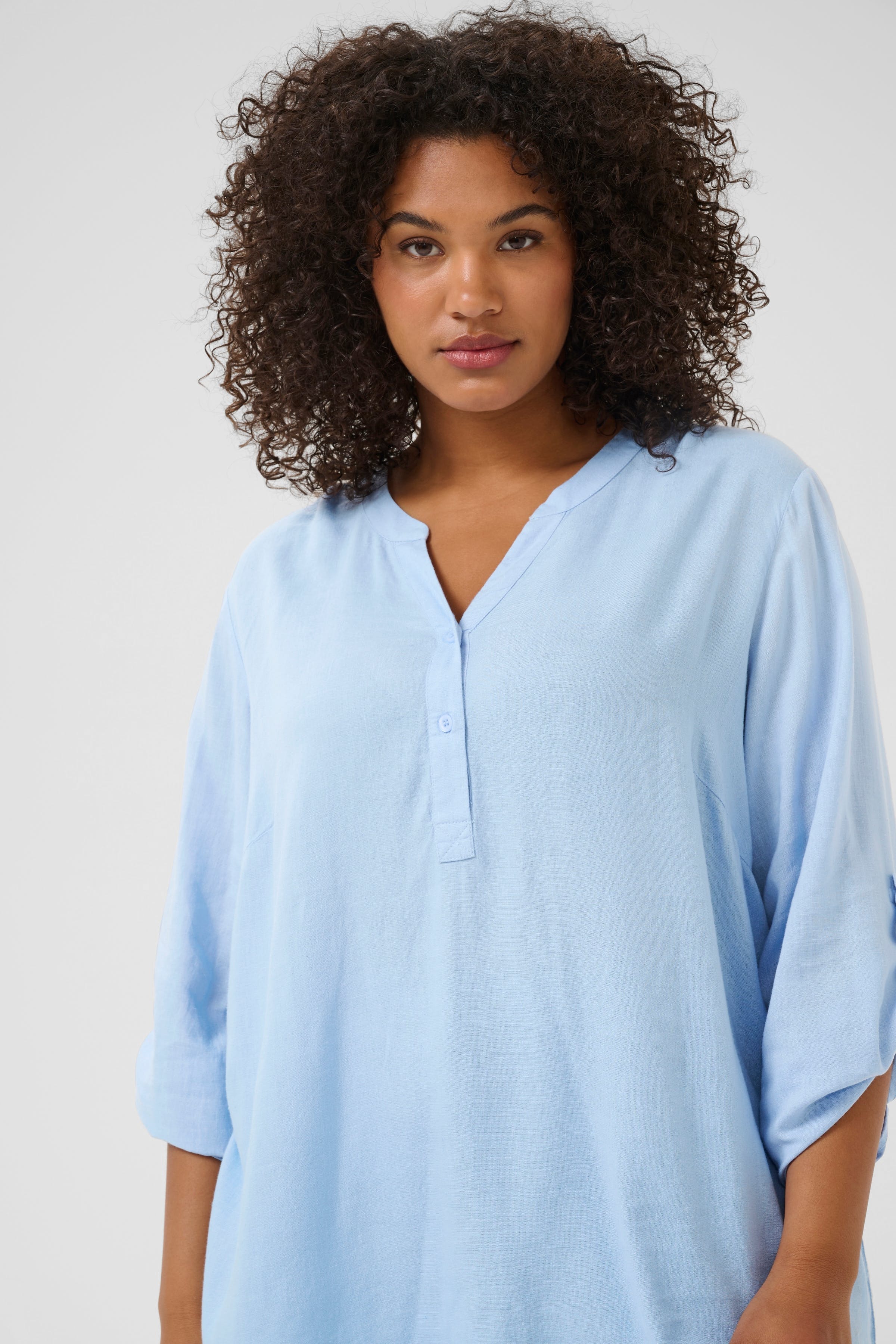 KCmille Linen Blouse LOOKBOOK DETAIL 10582215-164016