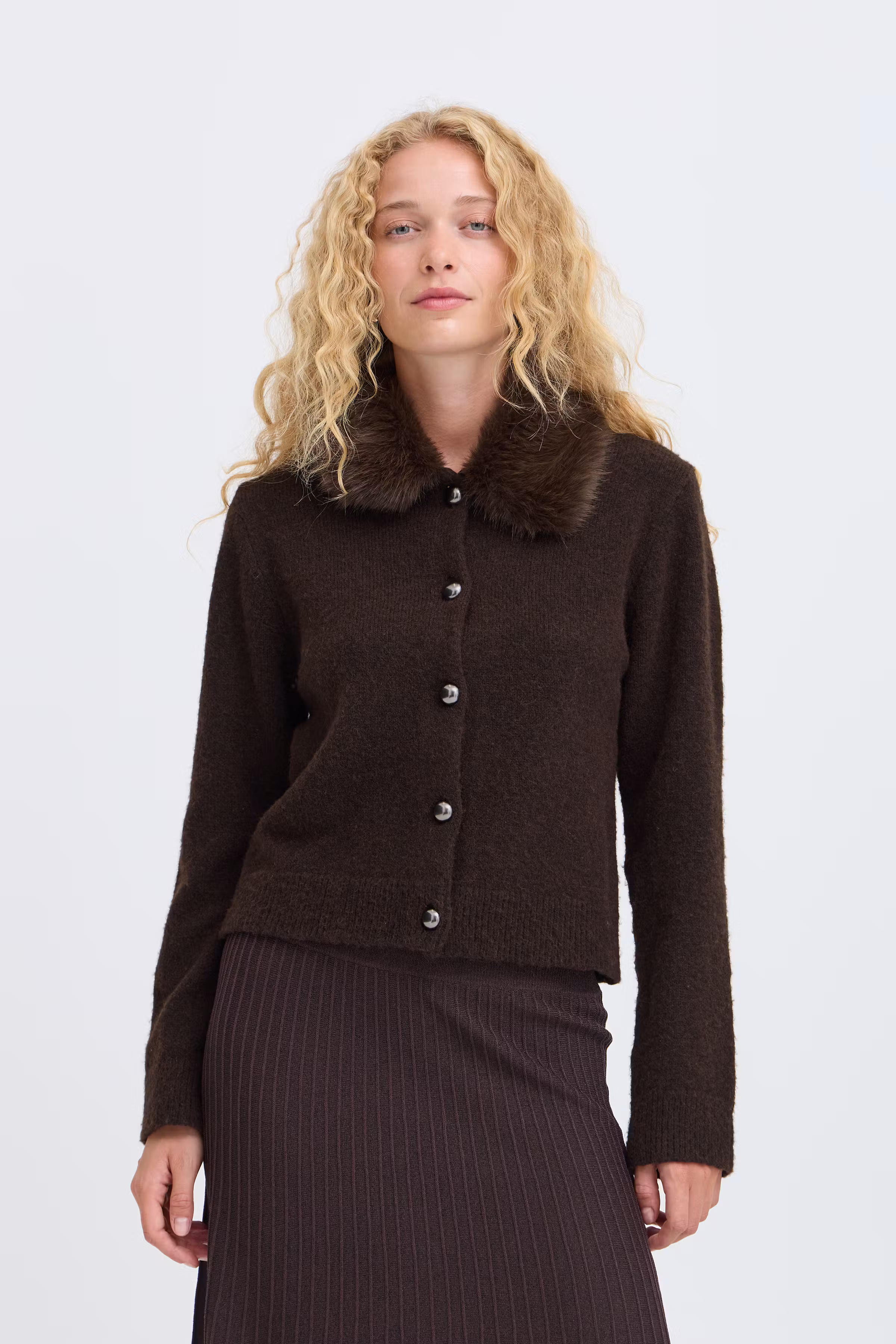 BYOTINA Pullover LOOKBOOK FRONT 20819766-191016