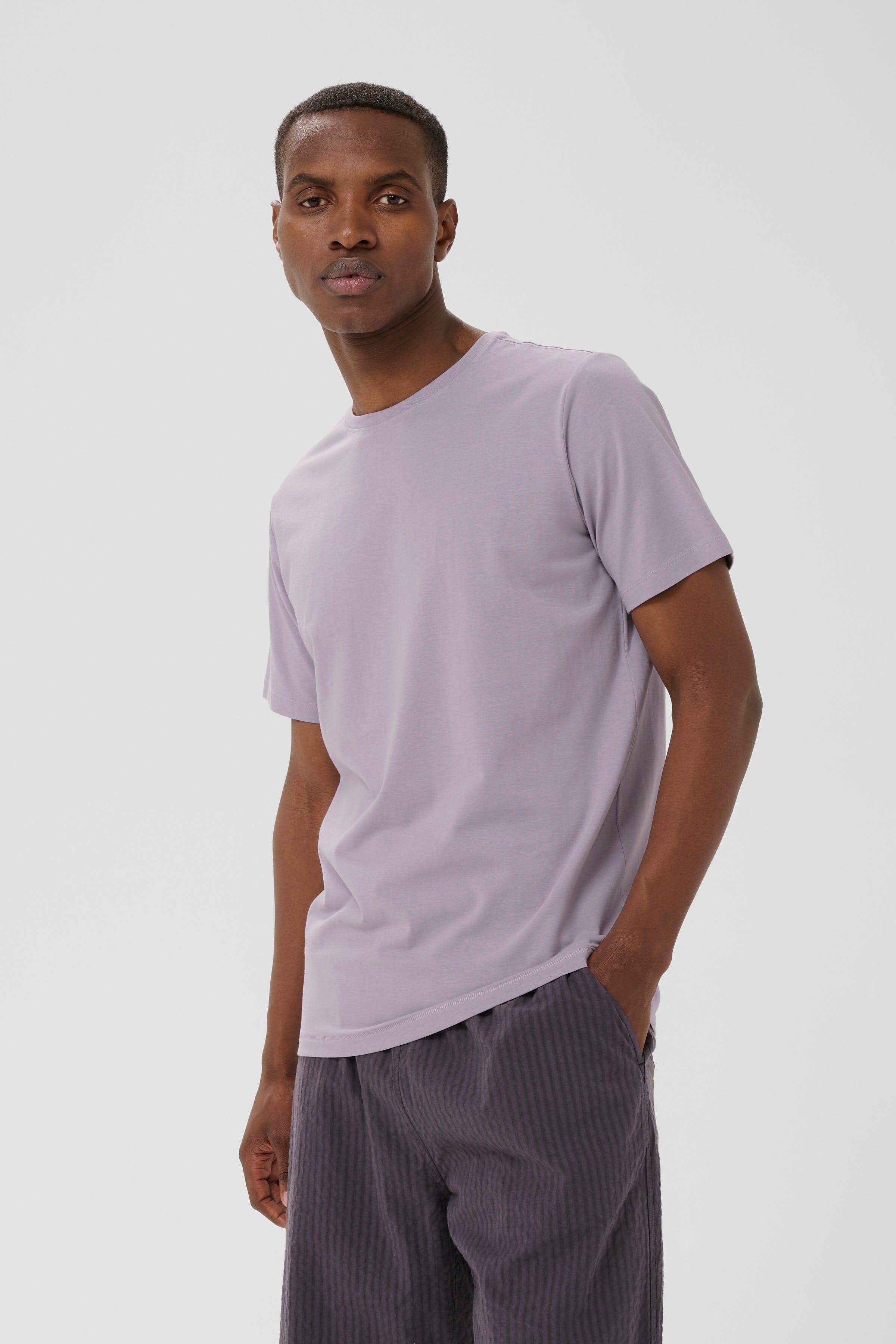 Jermalink T-shirt LOOKBOOK FRONT 30200604-163911