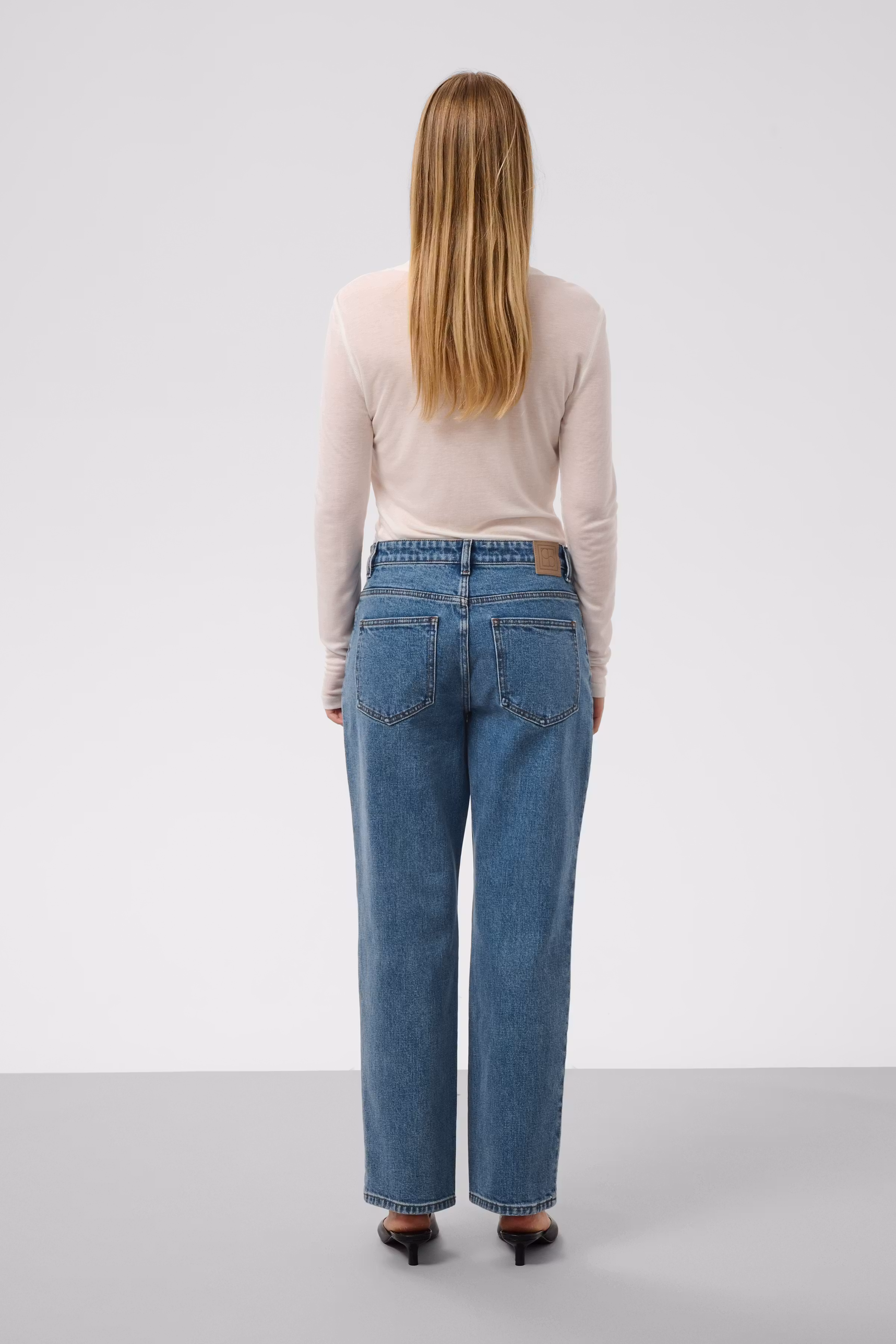 SLTambora Jeans LOOKBOOK BACK 30409487-301130