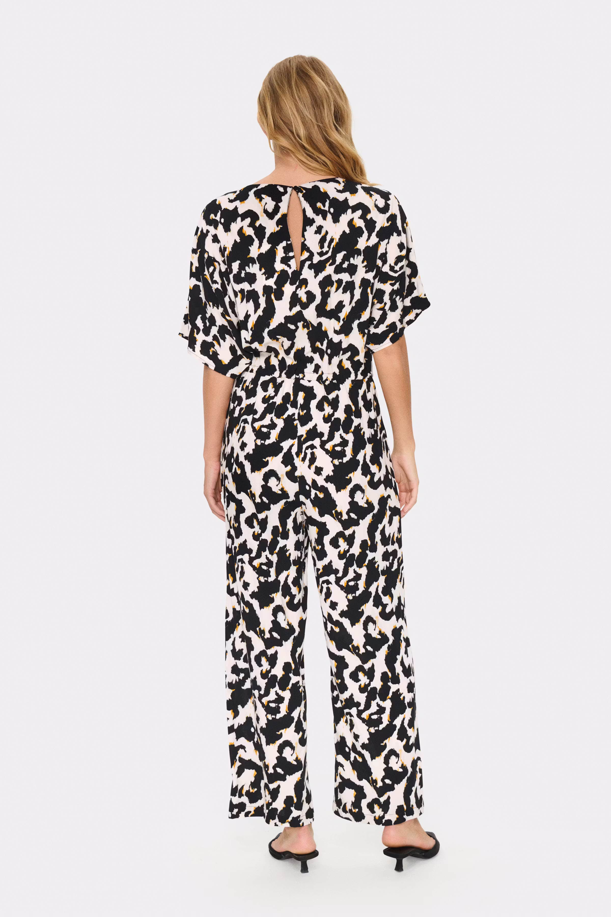 MarcaSZ Jumpsuit LOOKBOOK BACK 30514542-304111