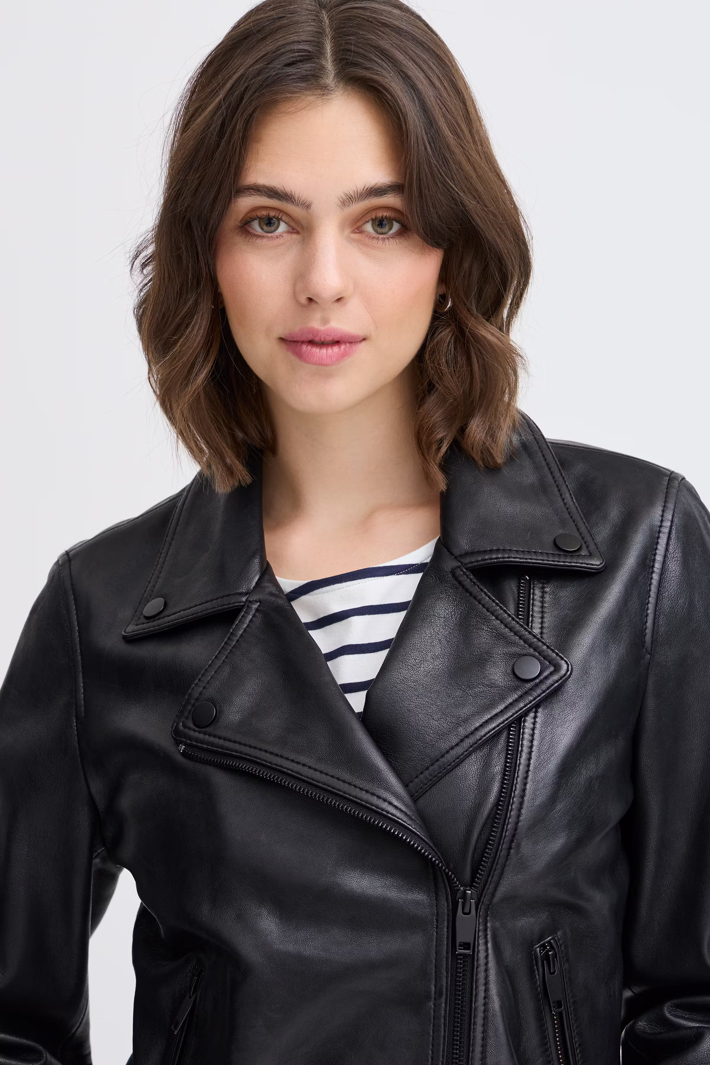 FRRAVA Jas LOOKBOOK DETAIL 20614864-200113