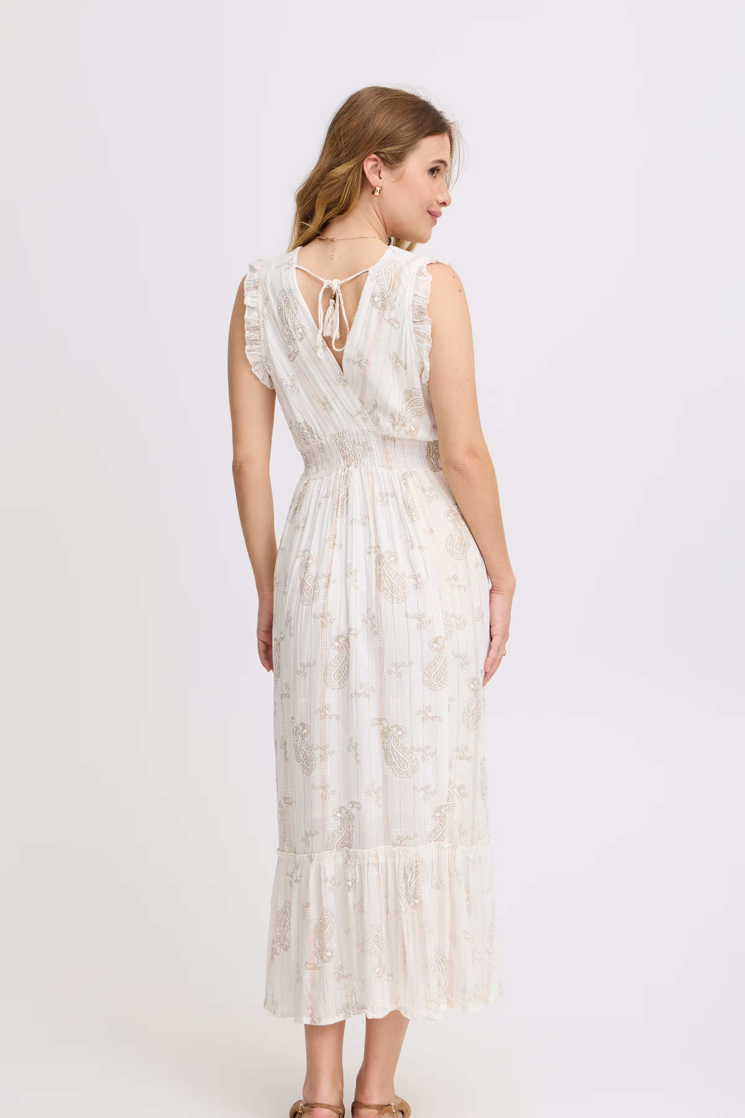 Kjole LOOKBOOK BACK 22100595-110105