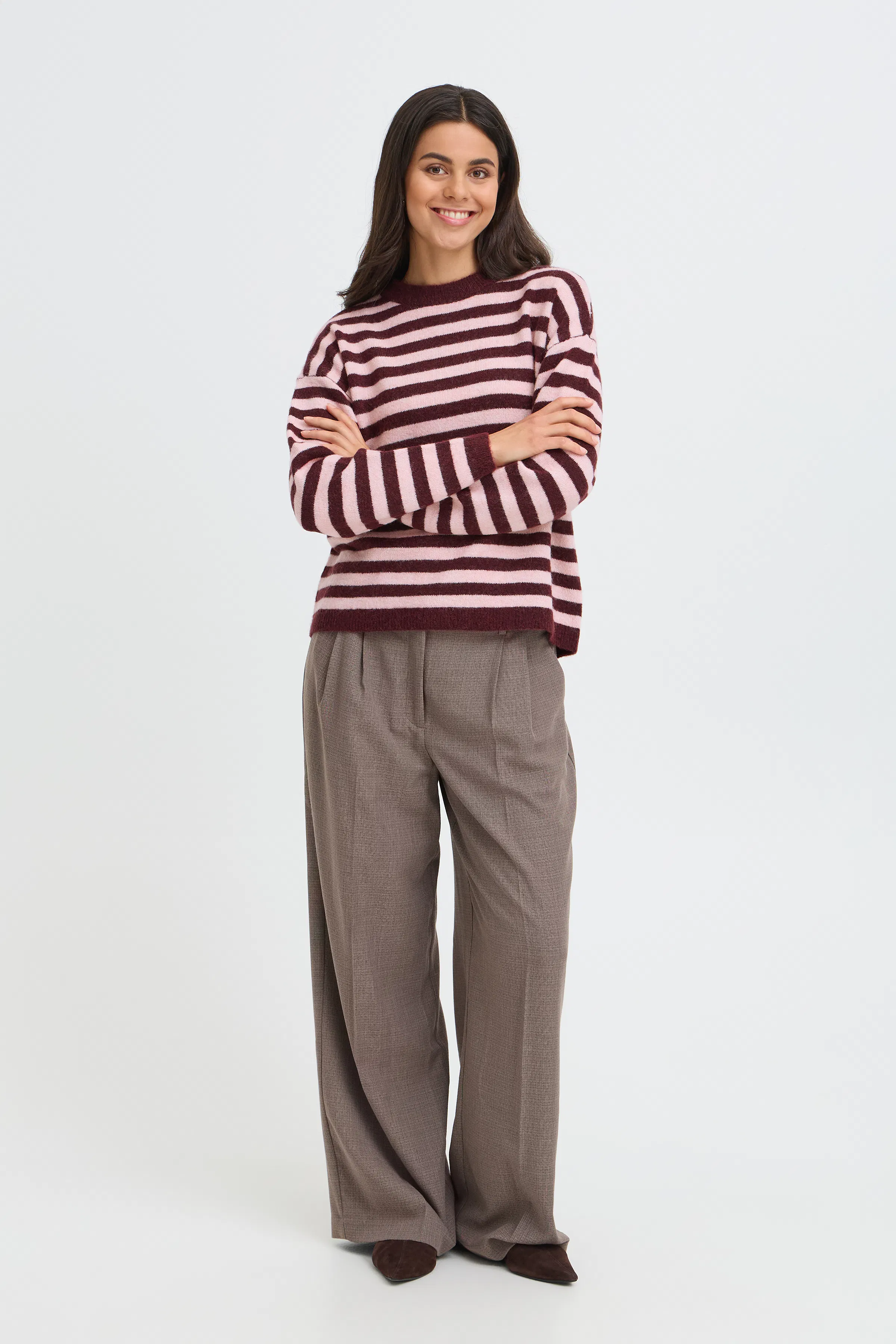 FRIDAA Pullover LOOKBOOK FRONT 20618351-900012737