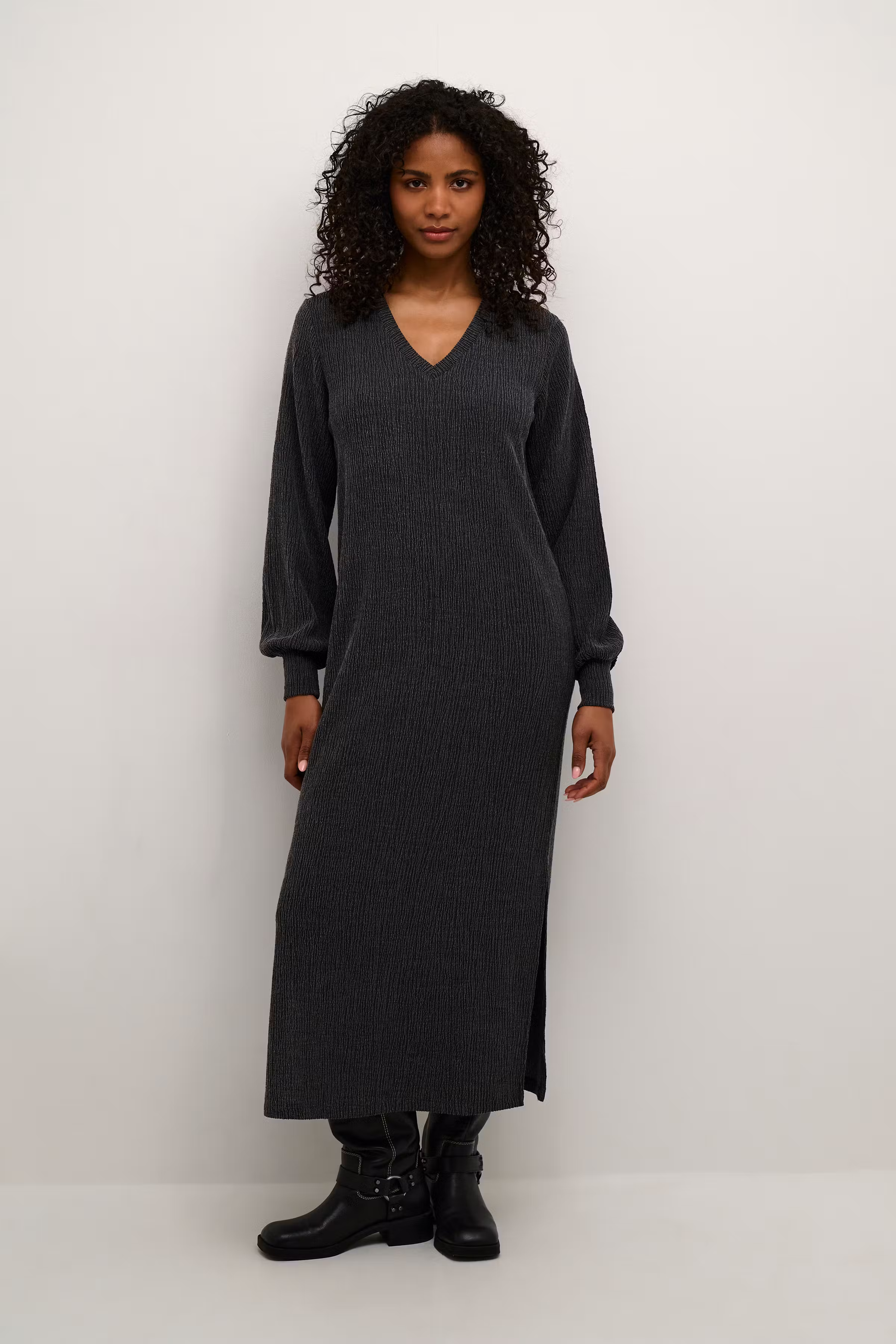 KAolga Dress LOOKBOOK FRONT 10509399-100125