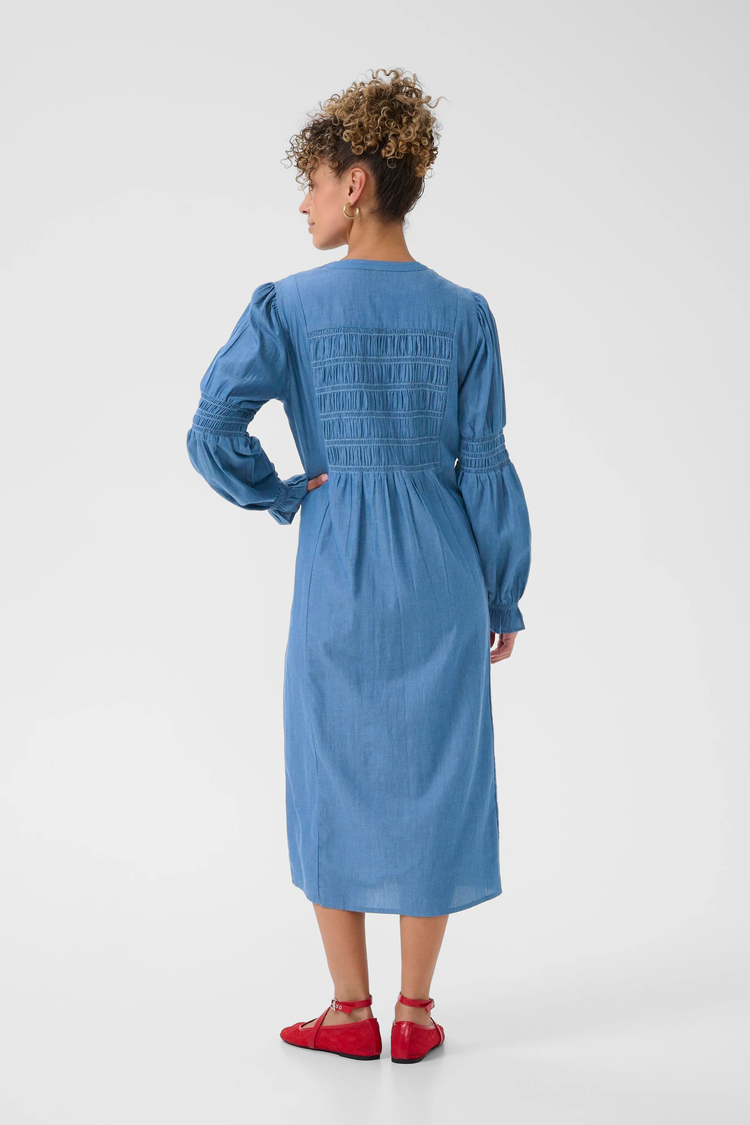 CRKami Kjole LOOKBOOK BACK 10613687-106971