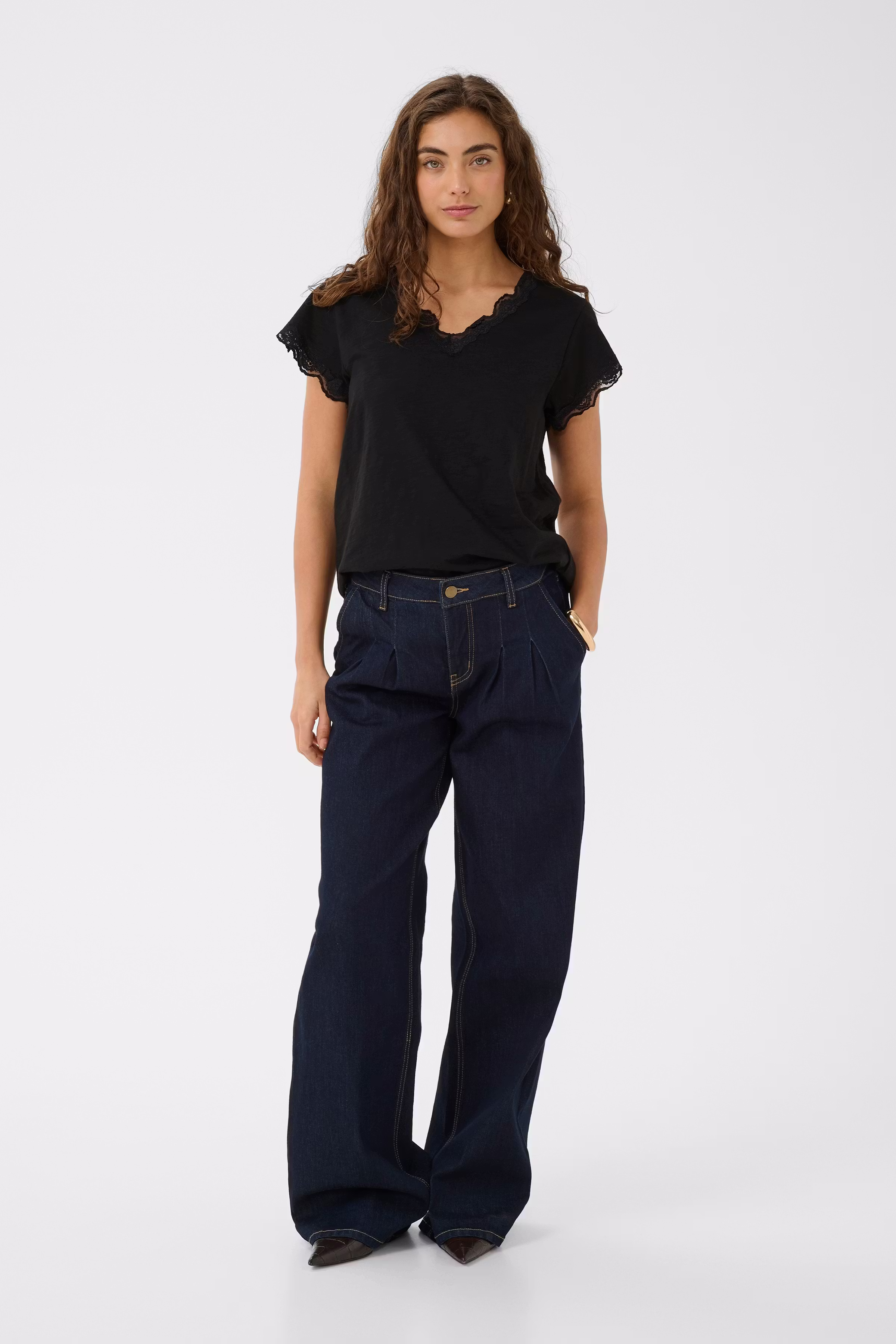 CUbiana T-shirt LOOKBOOK FRONT 50111510-500012