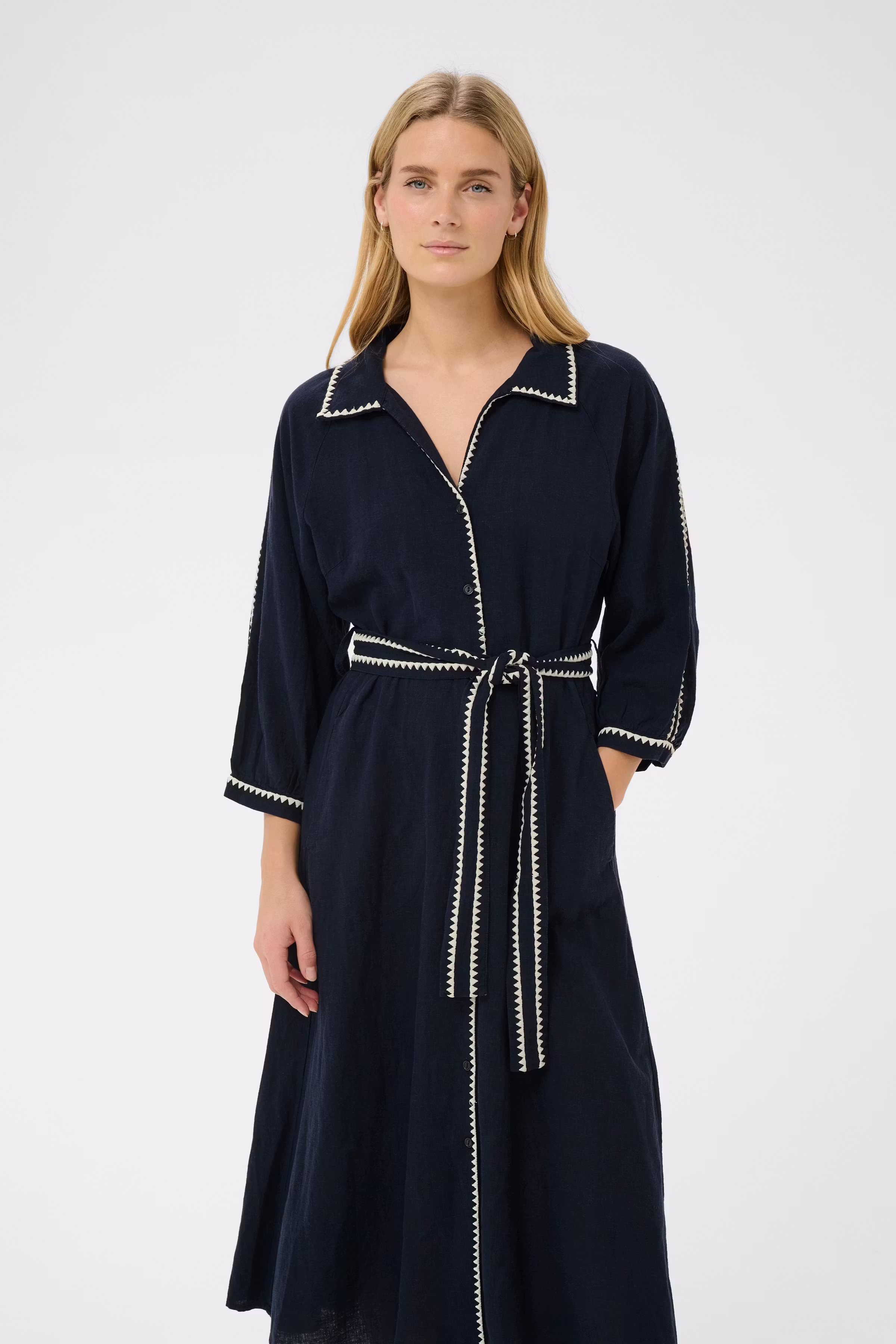 SiciliasPW Klänning LOOKBOOK FRONT 30310418-194109