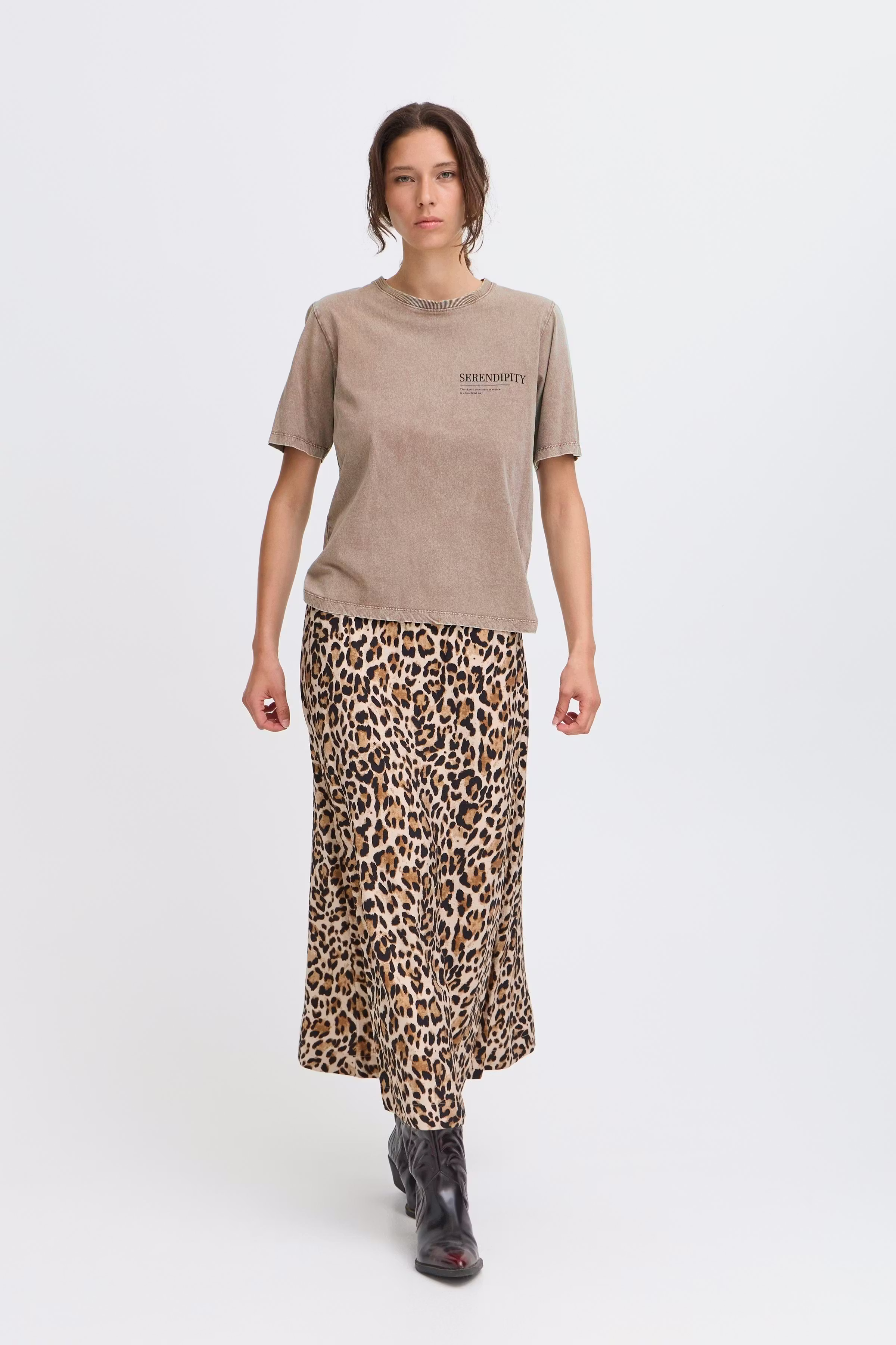 BYSOLKO T-shirt LOOKBOOK FRONT 20817194-181112