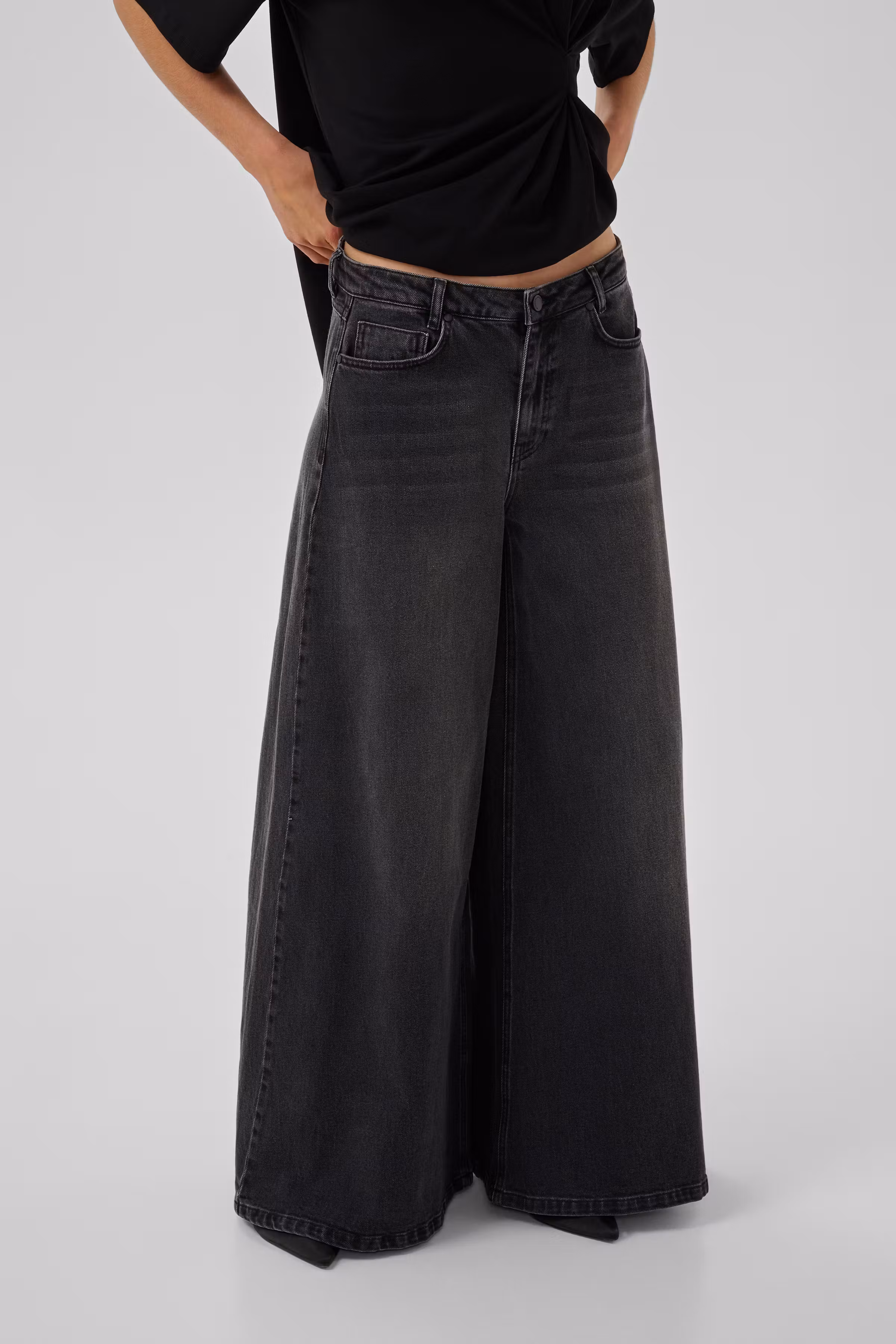 MWDicte High XX-Wide jeans LOOKBOOK FRONT 10705263-100070