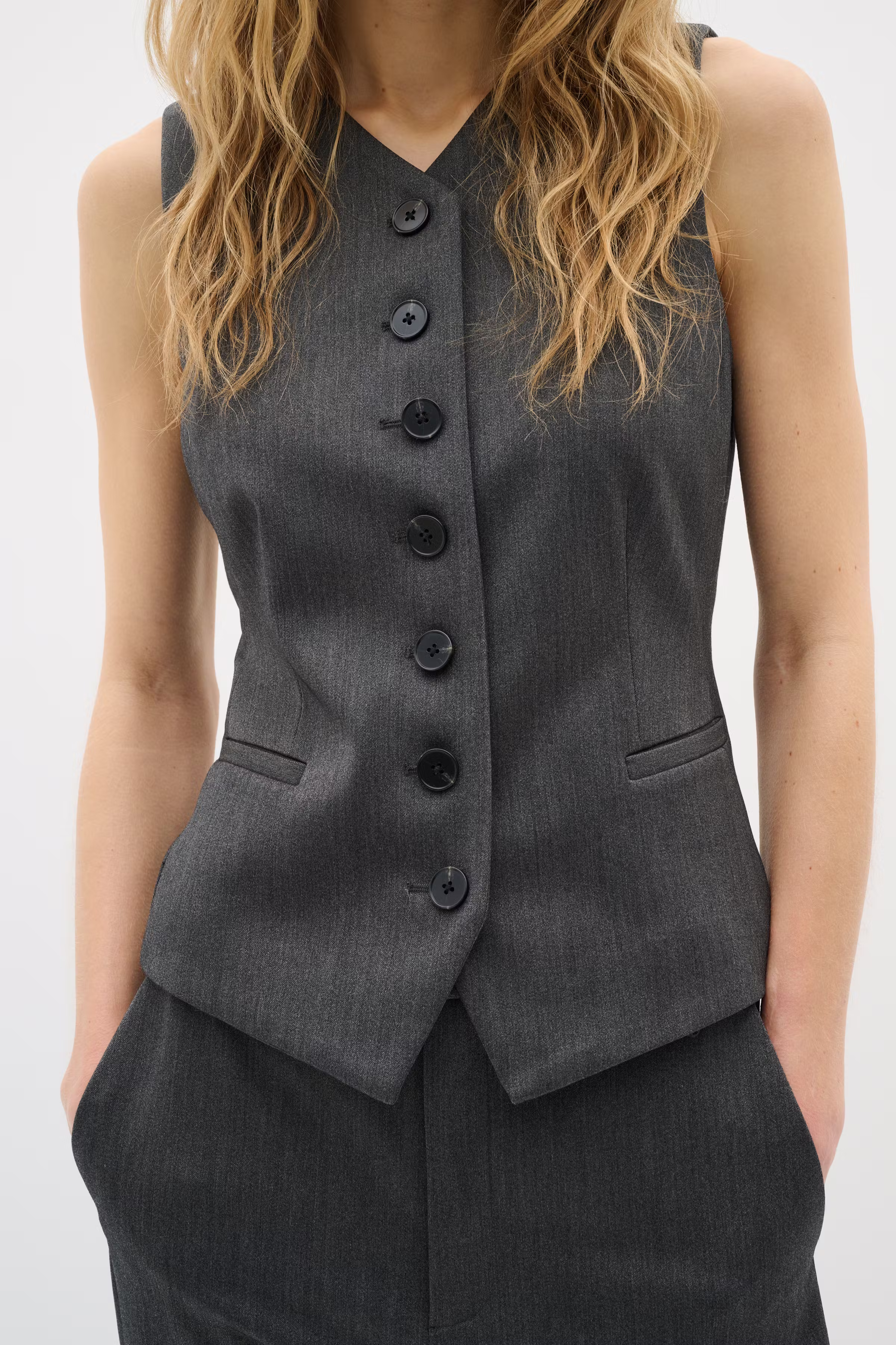 BrunildaIW Weste LOOKBOOK FRONT 30111006-300596