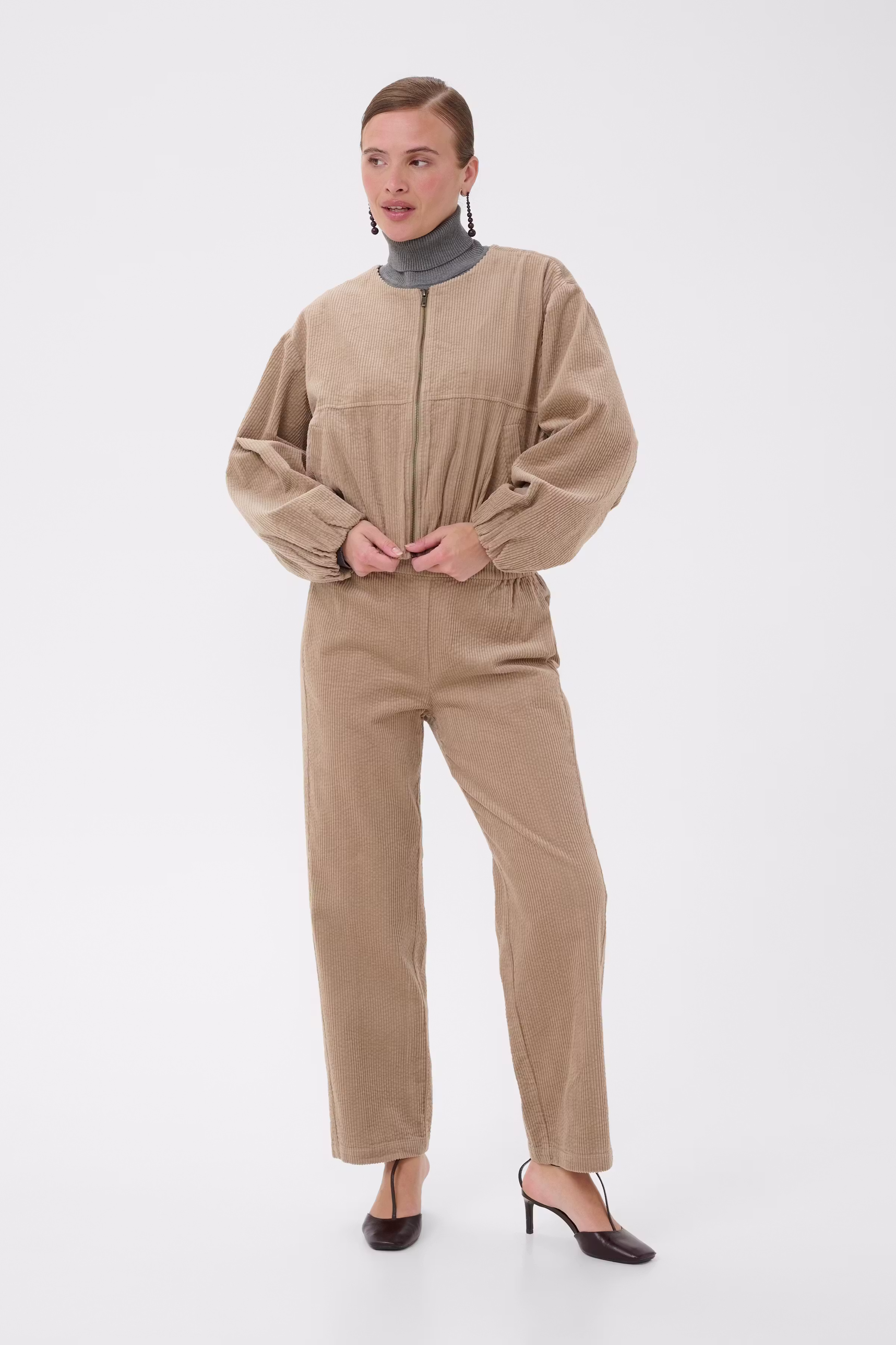 CUkalla Byxor LOOKBOOK FRONT 50113393-171009