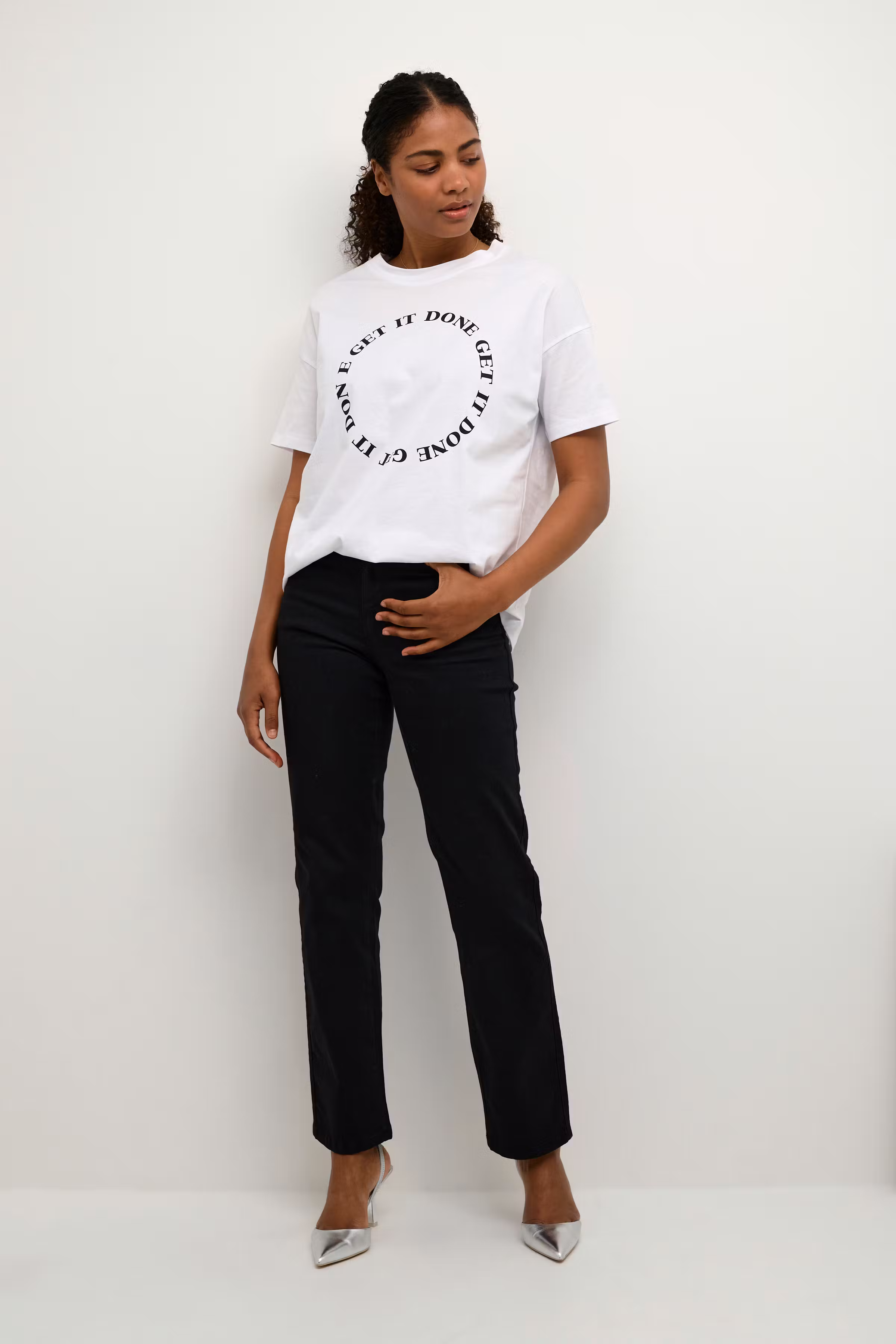 KAkettie T-shirt LOOKBOOK FRONT 10507868-110601