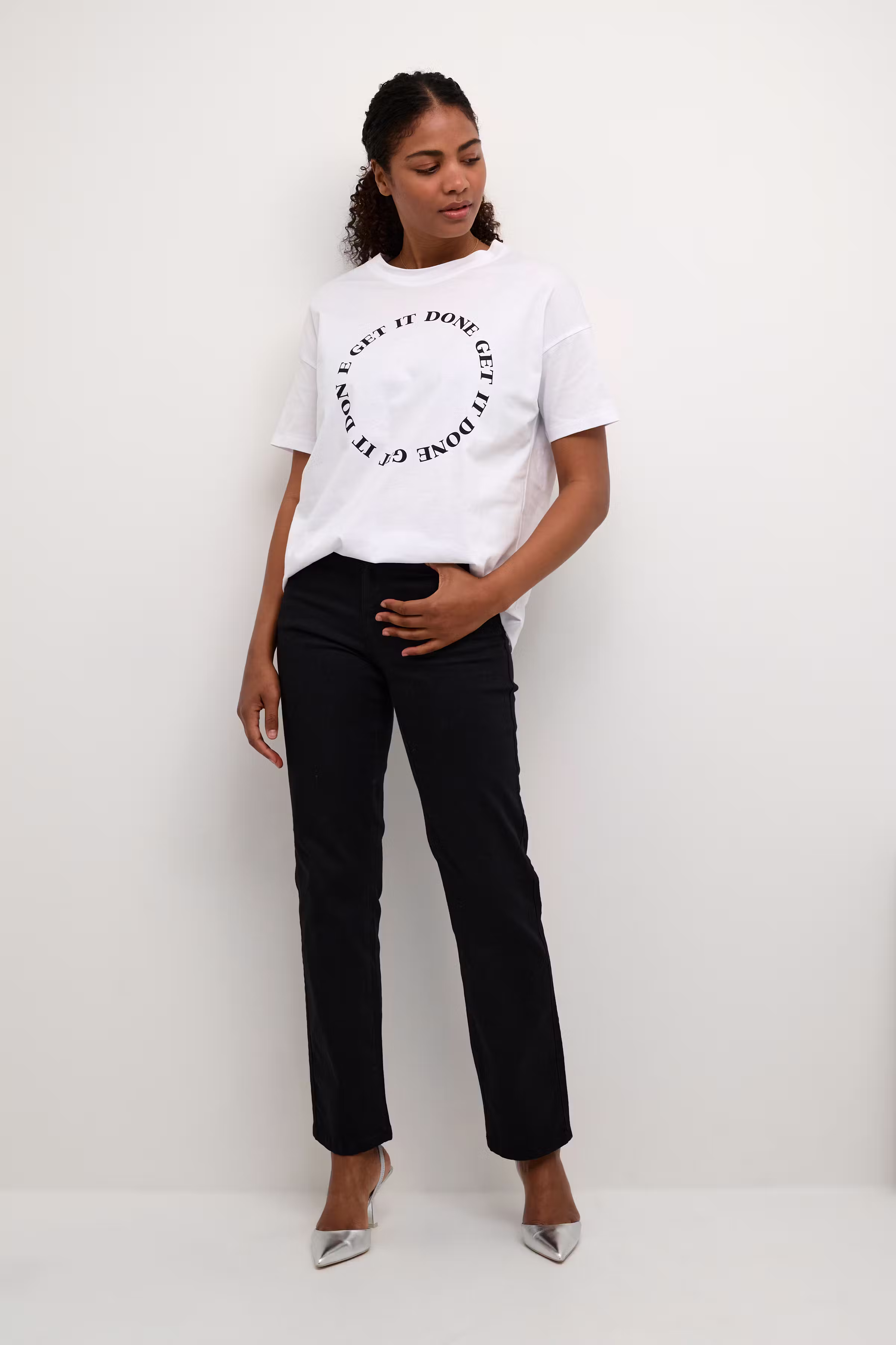 KAkettie T-shirt LOOKBOOK FRONT 10507868-110601