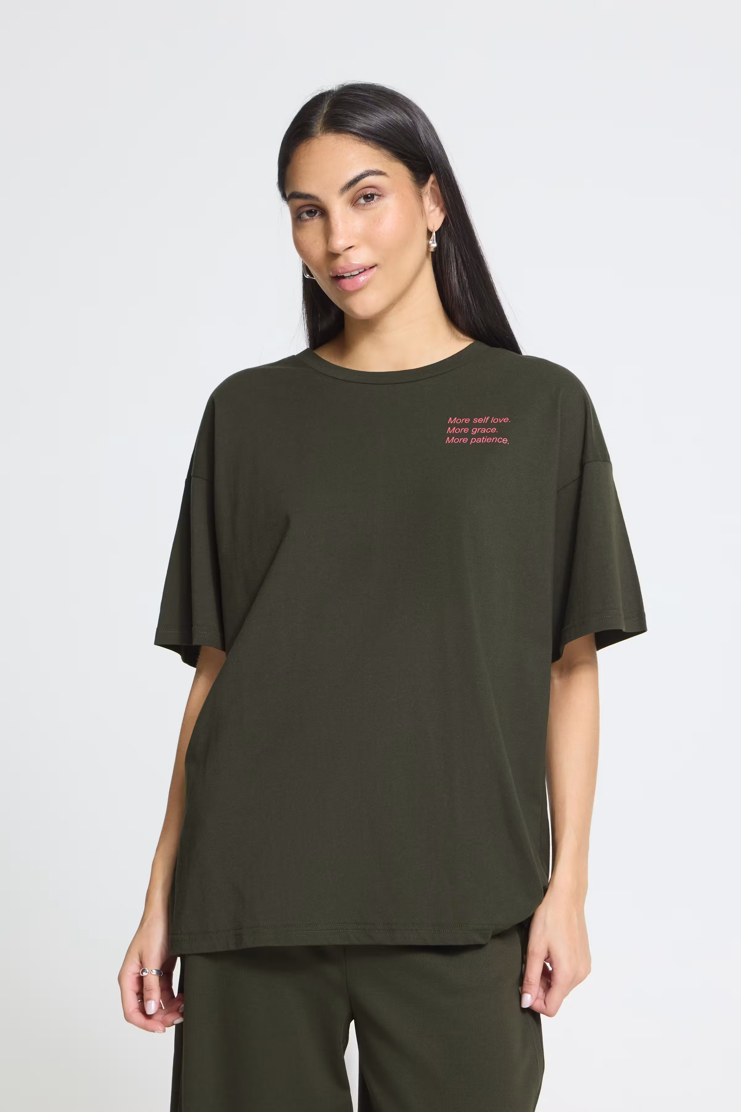 IHKAMILLE T-shirt LOOKBOOK FRONT 20126550-900010807