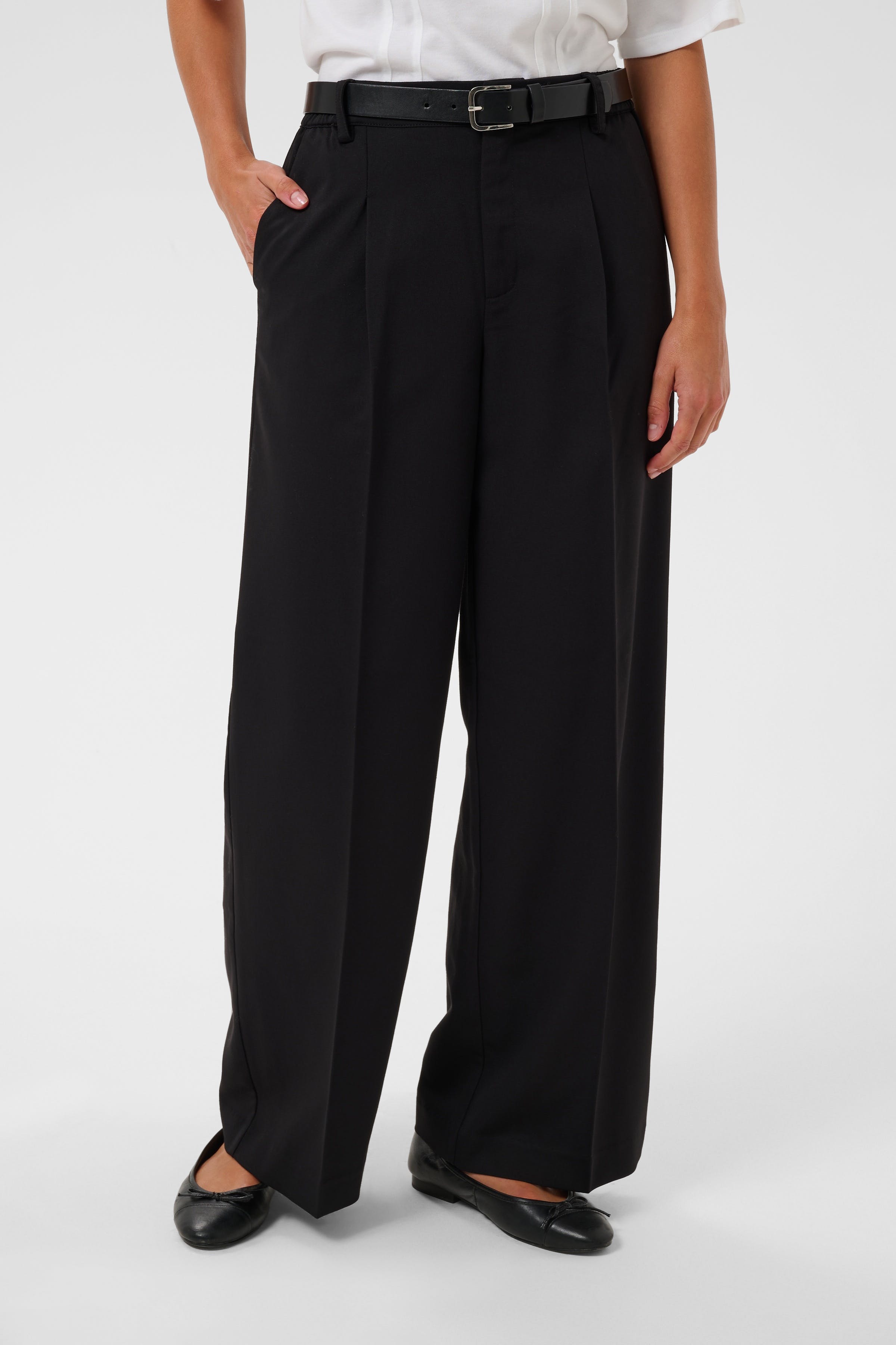 KAsakura Hose LOOKBOOK FRONT 10512237-100121