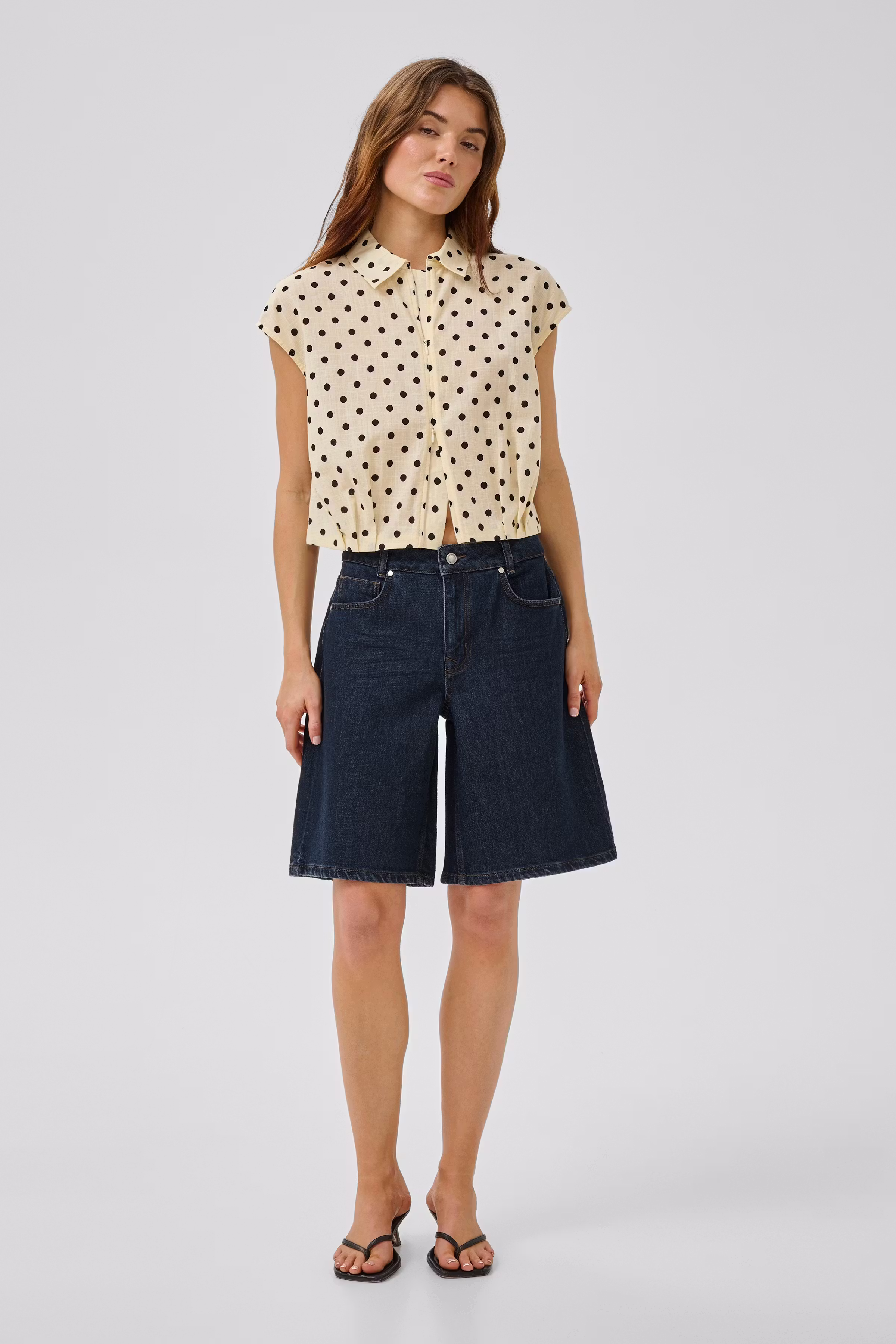 MWZita Denimshorts LOOKBOOK FRONT 10705565-100067