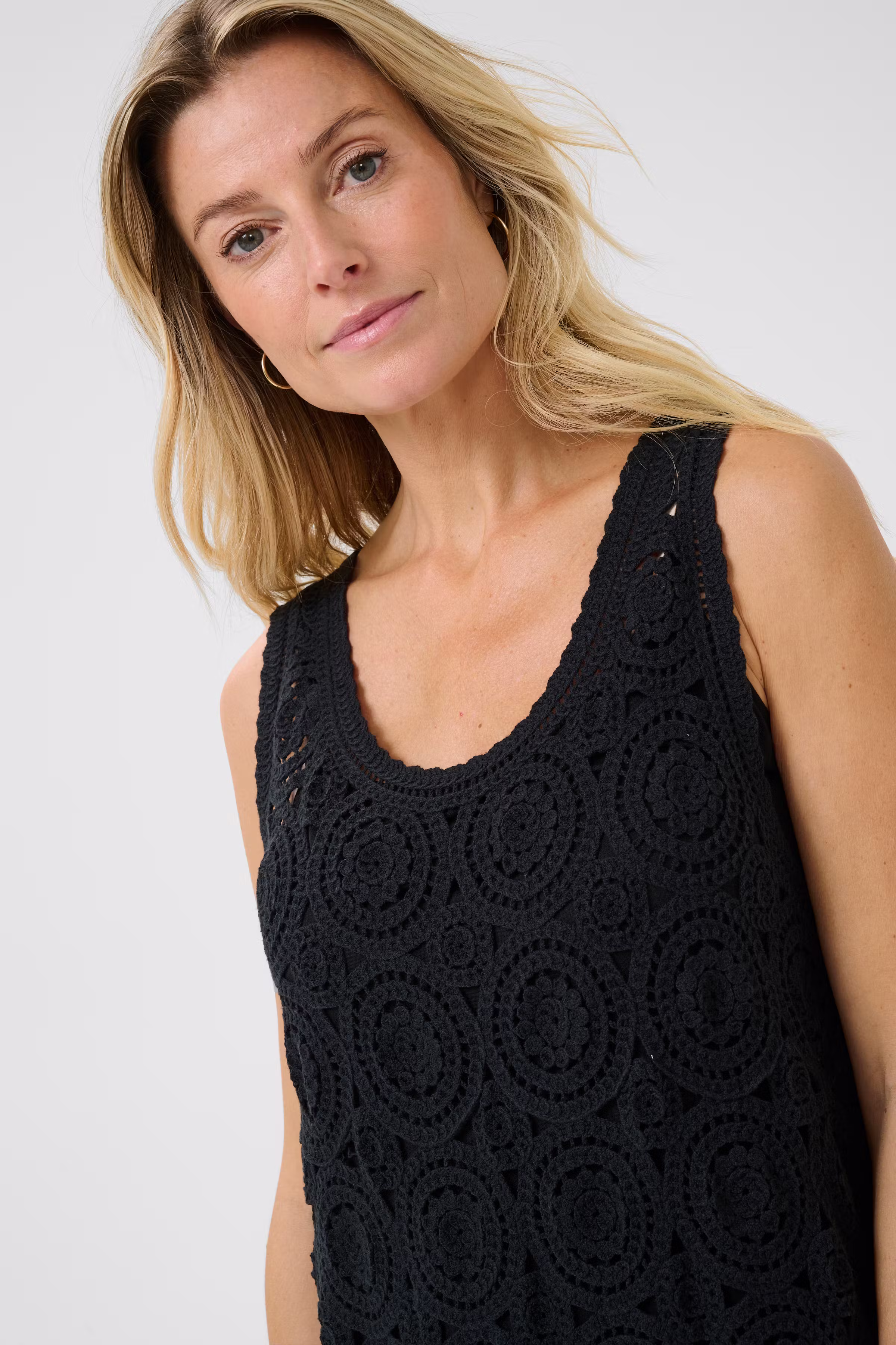 CRRusti Dress LOOKBOOK DETAIL 10613728-100120