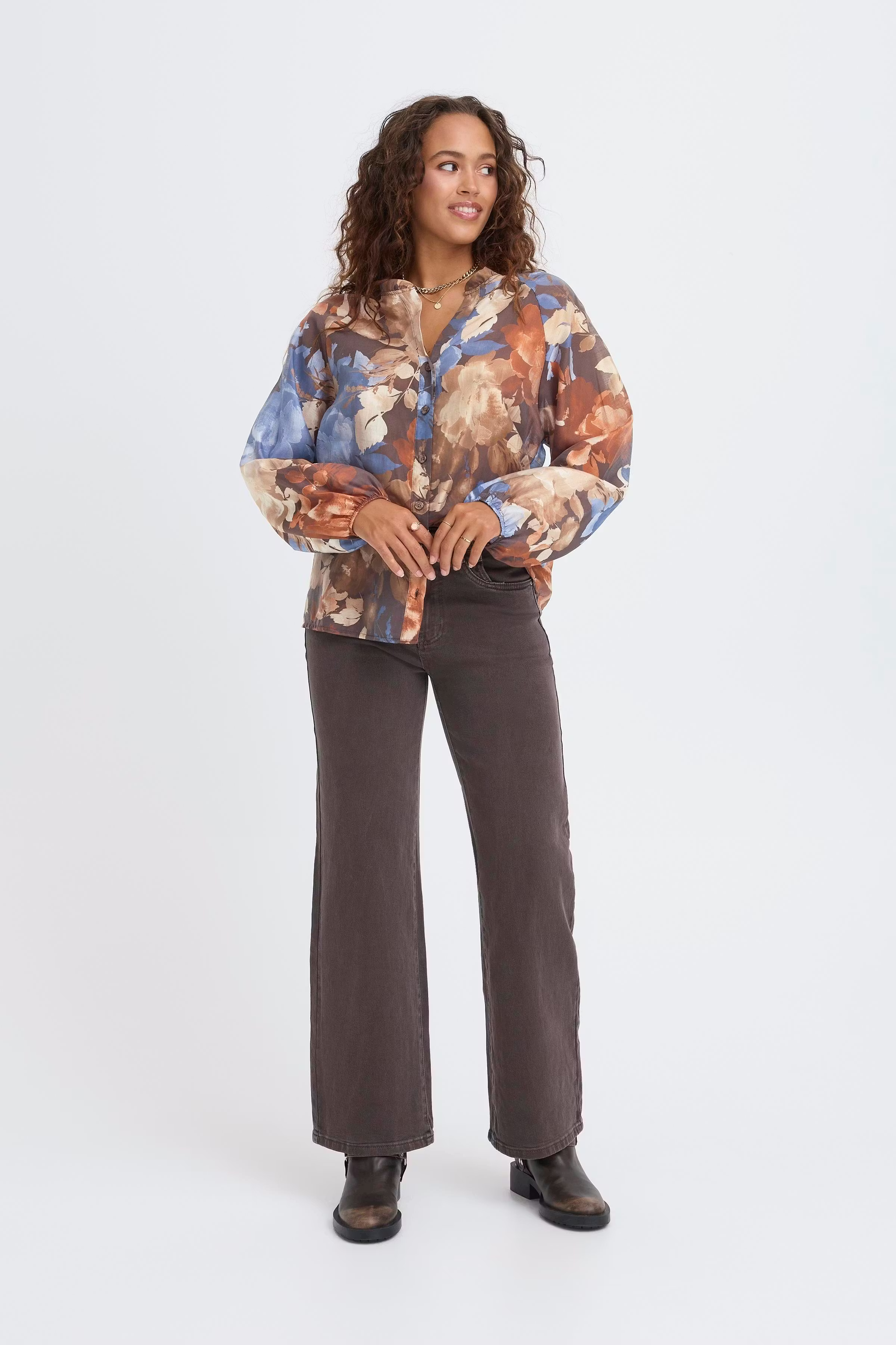 SBLEYIA Bluse LOOKBOOK FRONT 22101081-191109