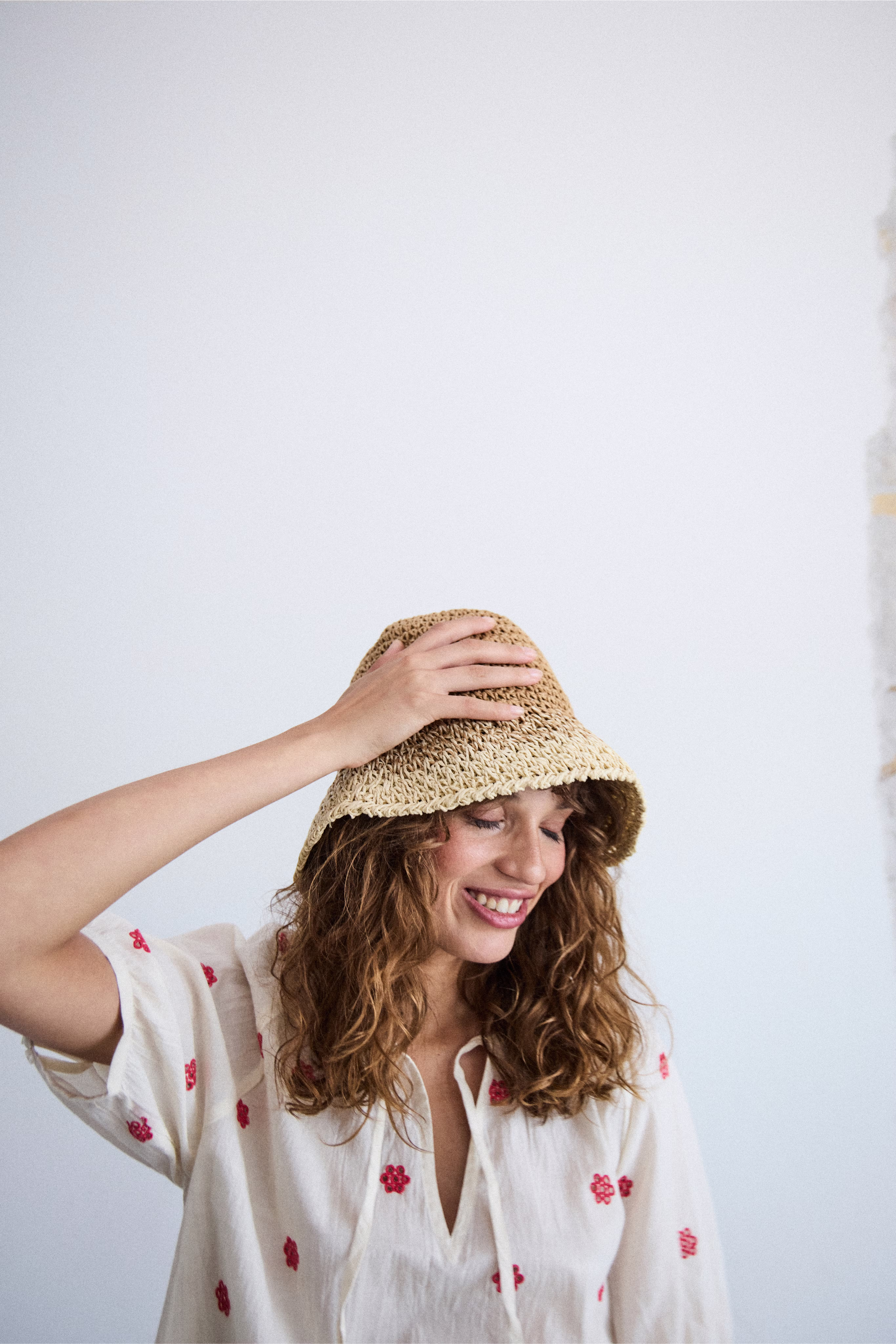 IAMENAKA Hat LOCATION NONE 20123137-151306