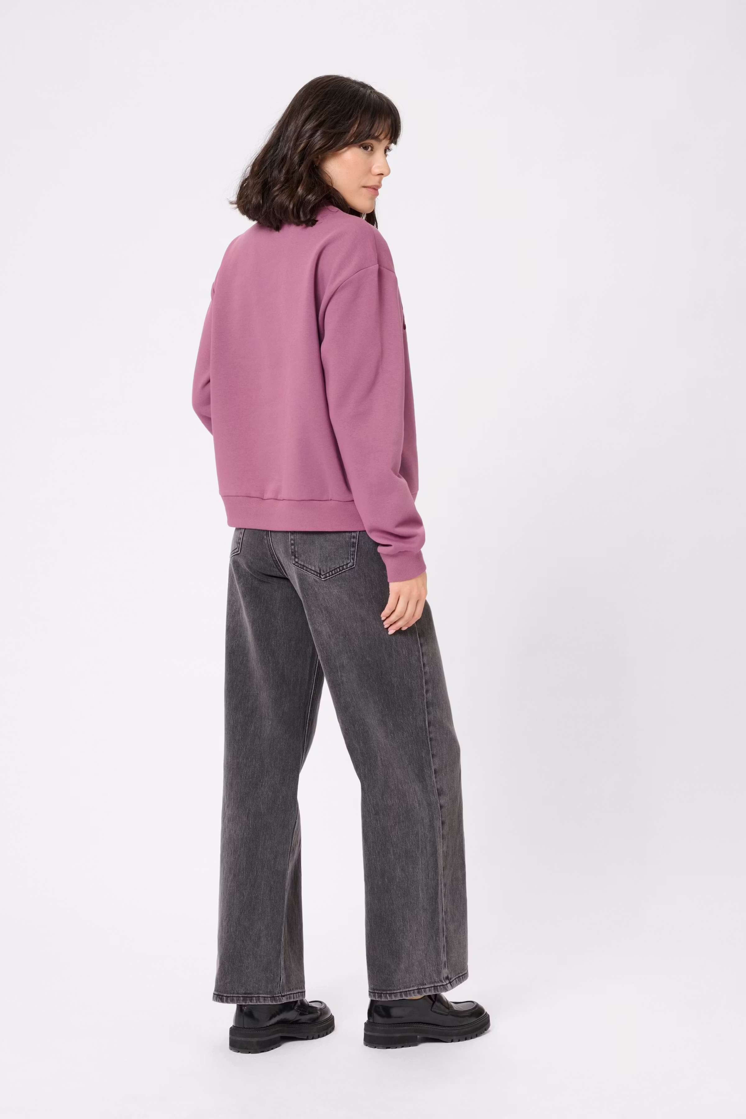 KAprecious Sweatshirt LOOKBOOK BACK 10510870-181709