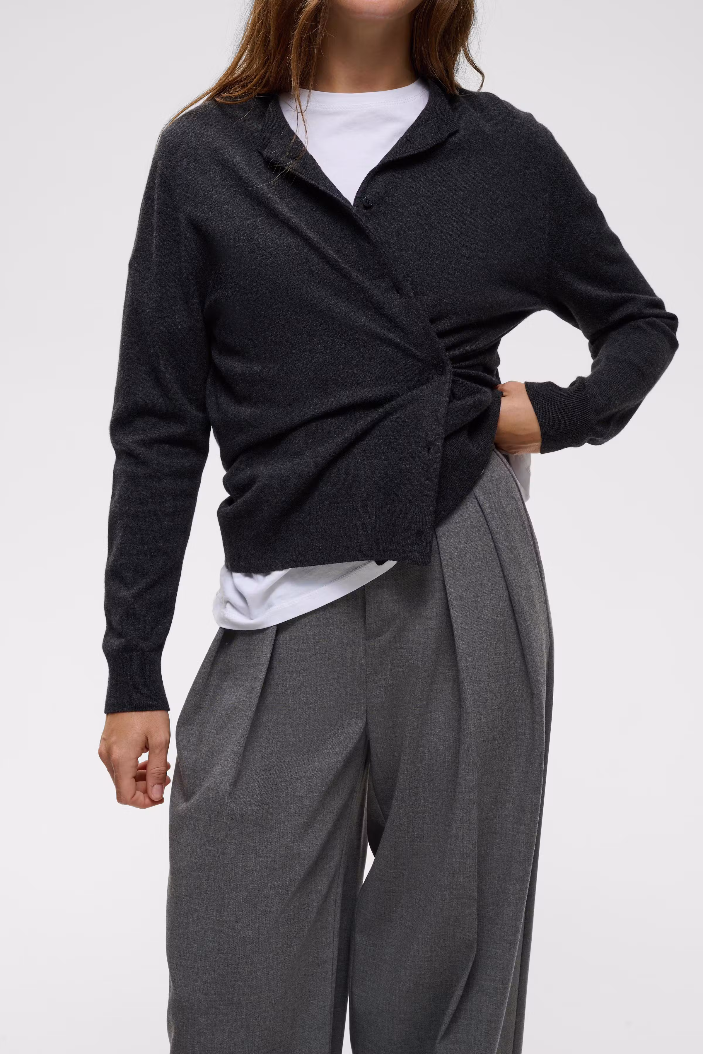LOSANIW Trousers LOOKBOOK DETAIL 30113708-300596