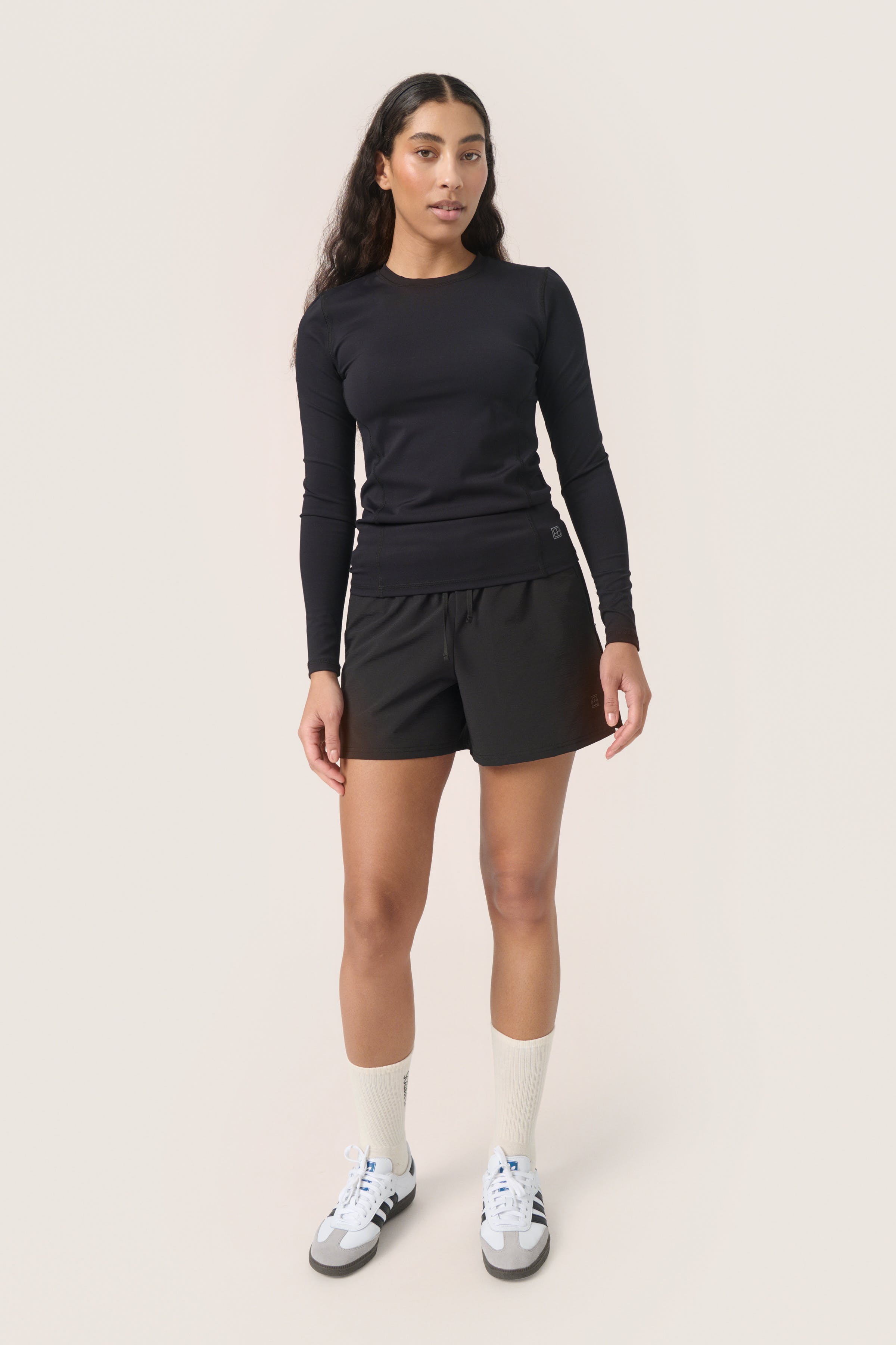 SLALura T-shirt LOOKBOOK FRONT 30407868-194008