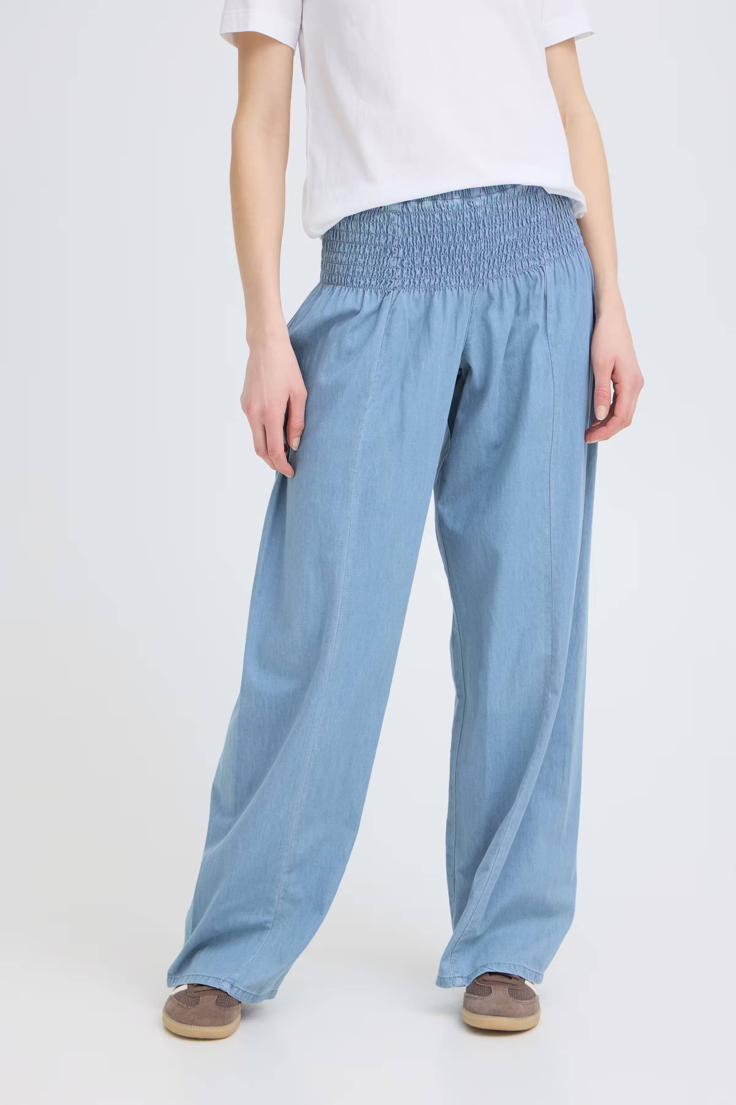 PZJILL Straight Bukser LOOKBOOK FRONT 50209228-200008