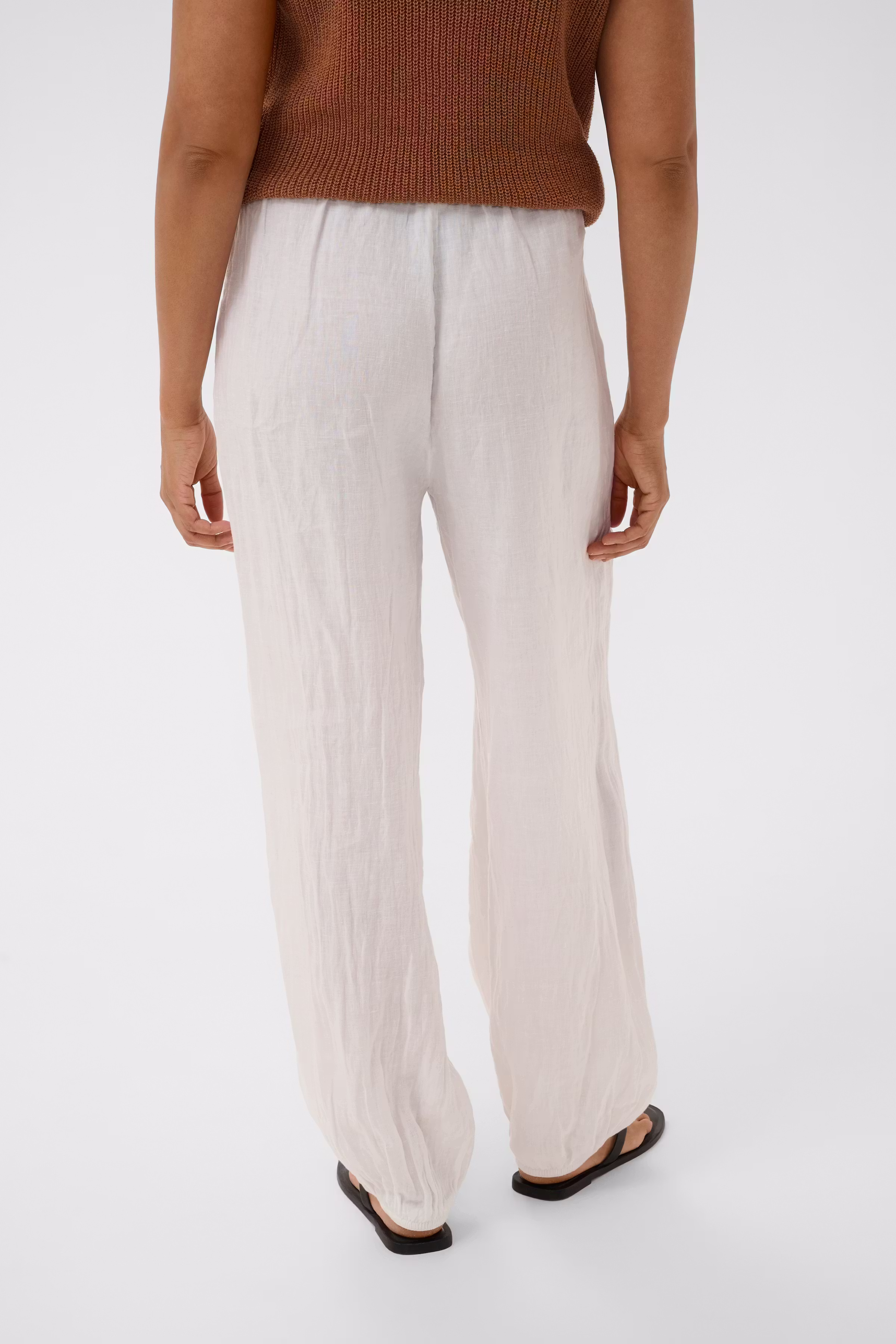 BetanaPW Trousers LOOKBOOK BACK 30310650-110601