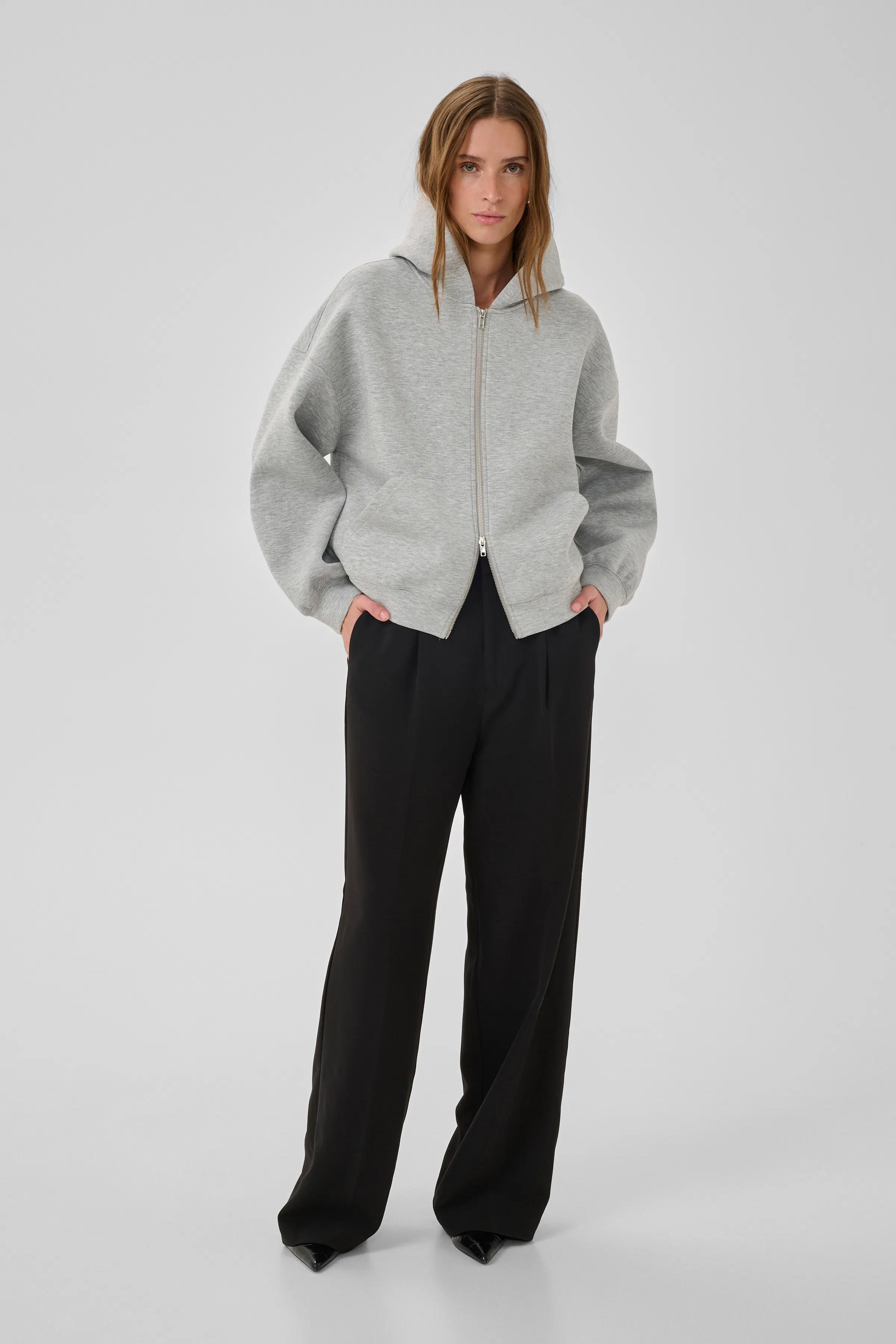 MWAsine Sweatshirt LOOKBOOK FRONT 10705509-100378