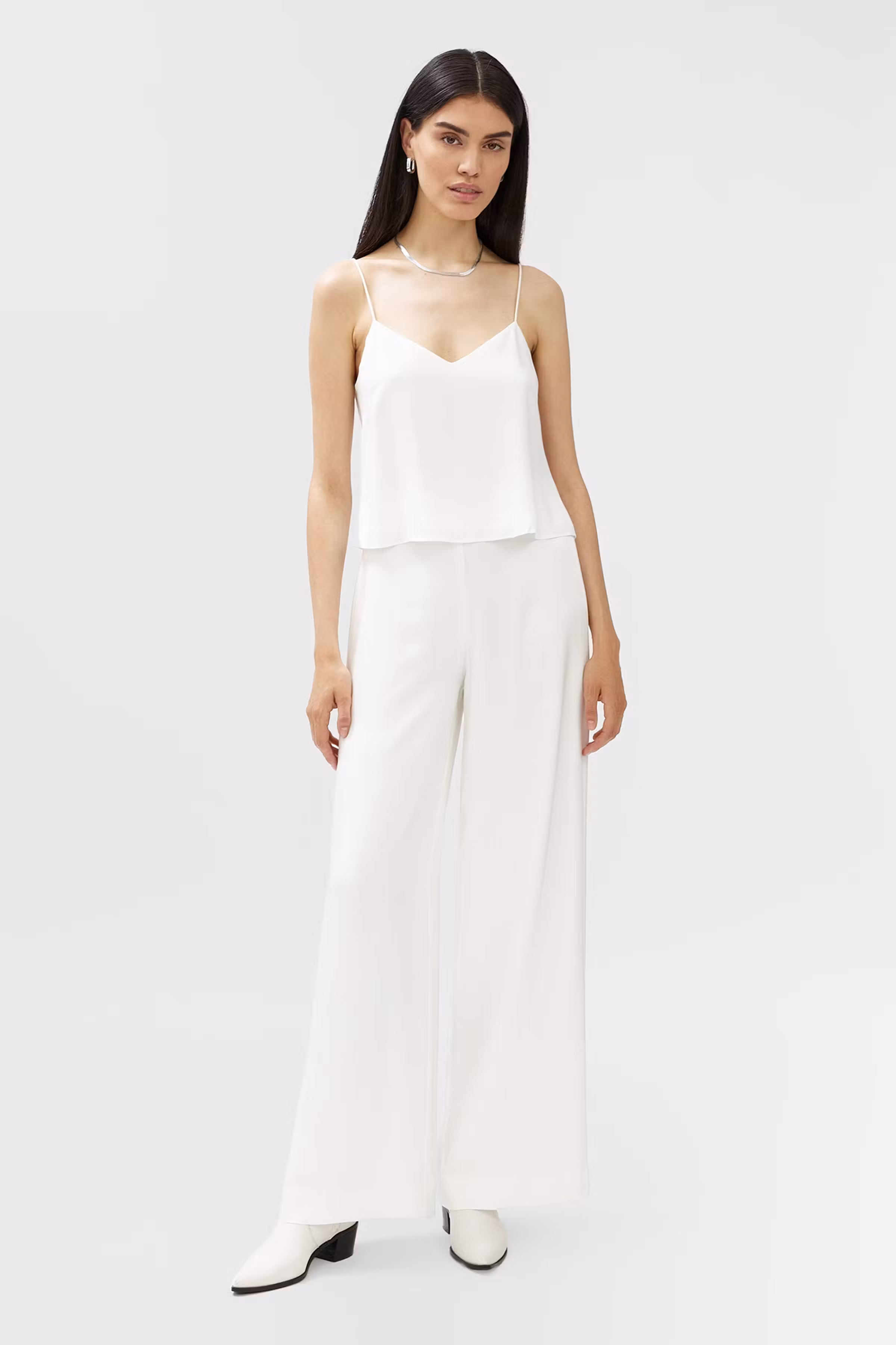 IOPETUNIA Trousers LOOKBOOK FRONT 30600306-WH010