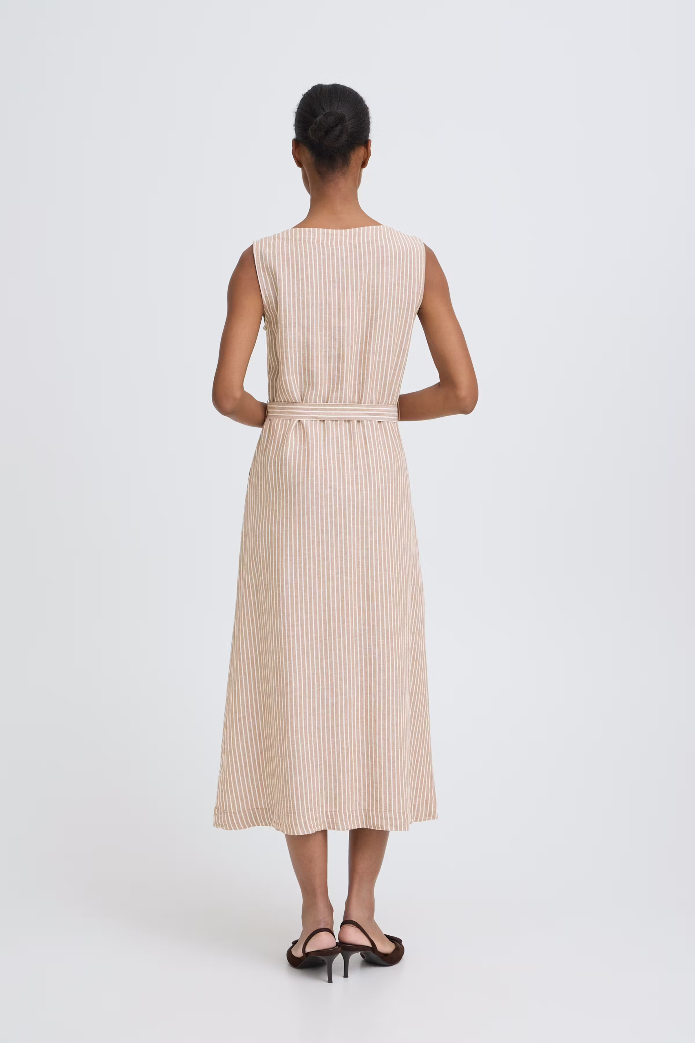 BYFALAKKA Kleid LOOKBOOK BACK 20818826-900006870